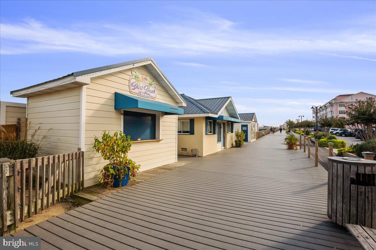 RICHFIELD STATION VILLAGE - Residential