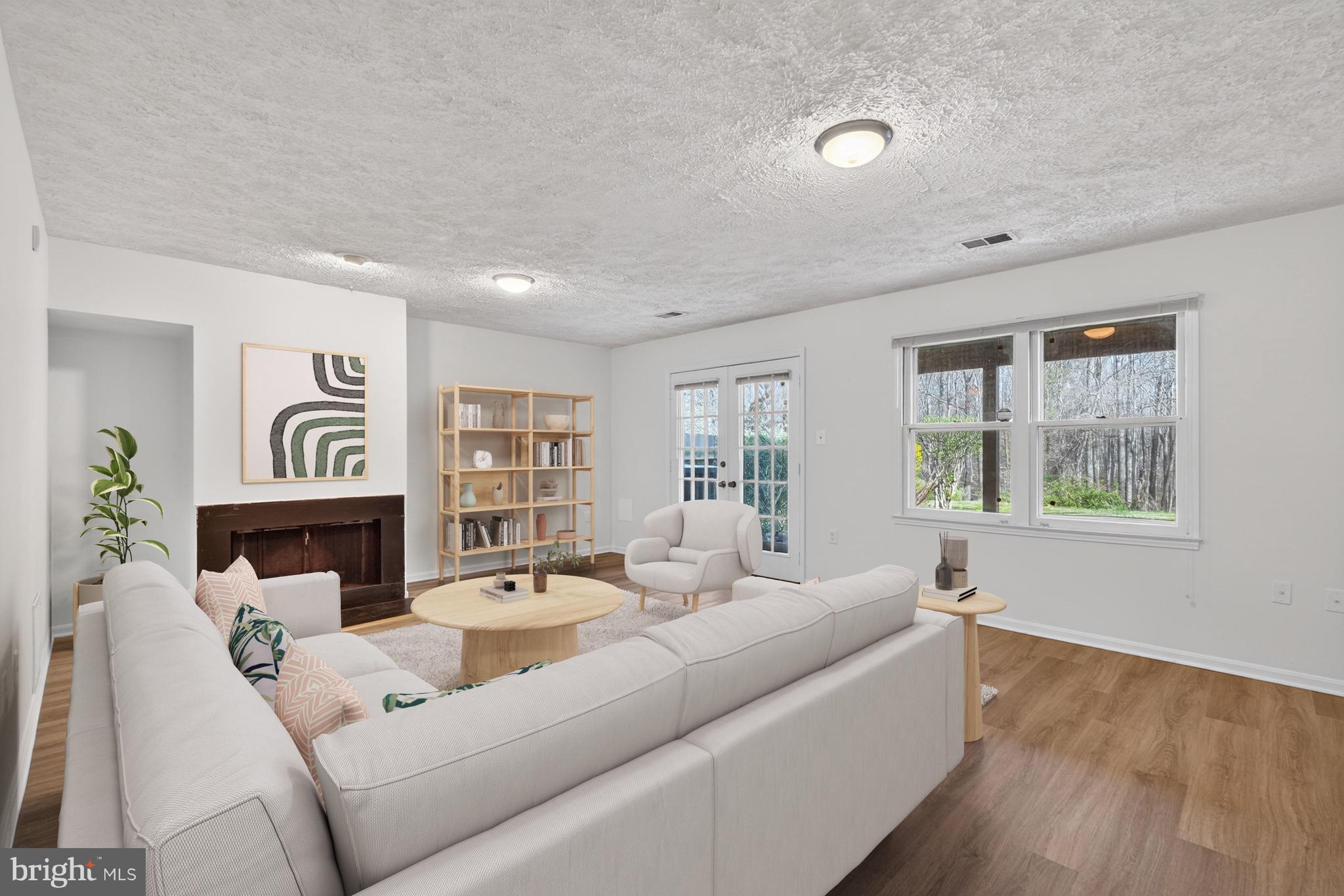 INVERNESS KNOLLS - Residential