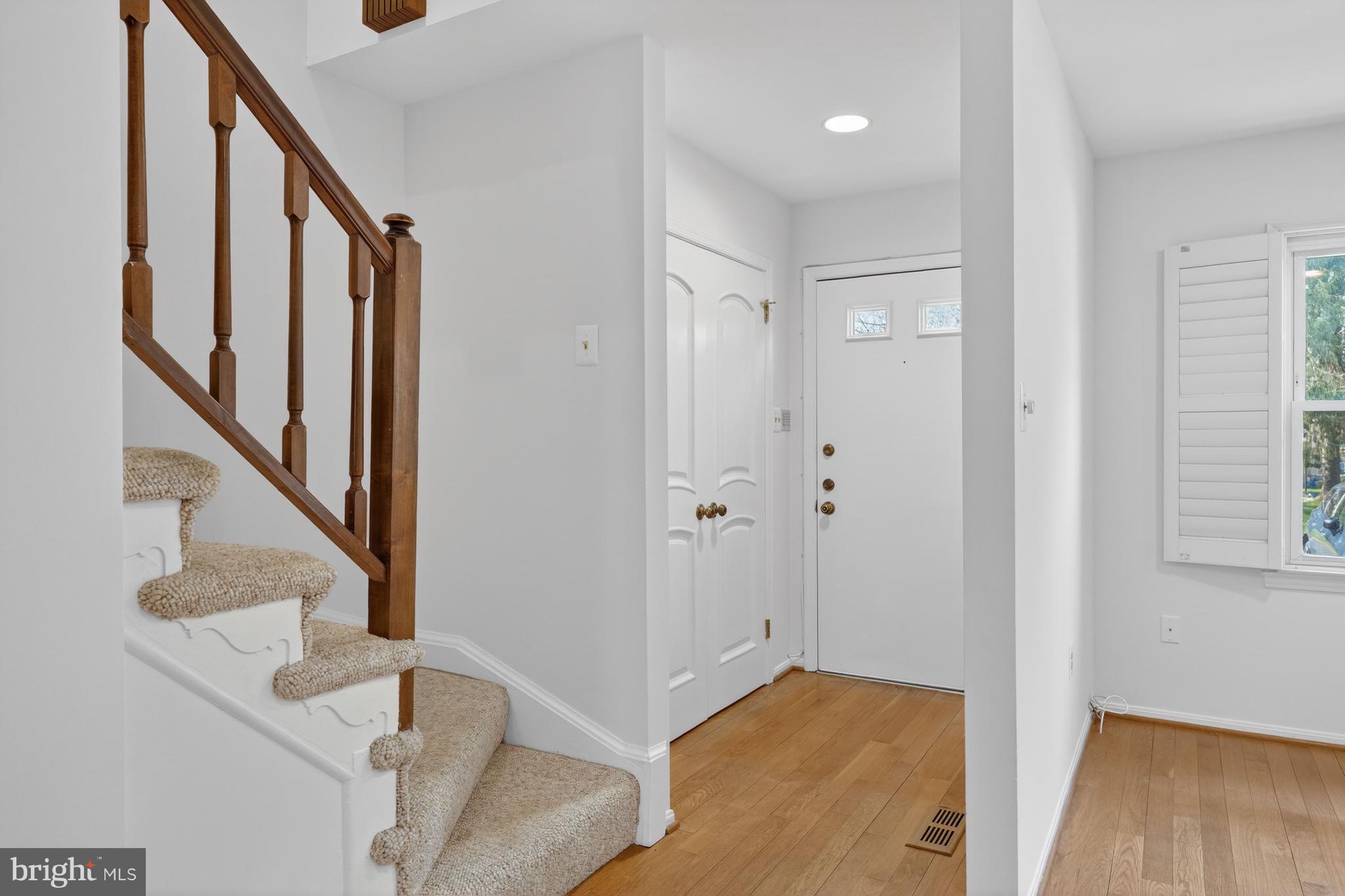 INVERNESS KNOLLS - Residential