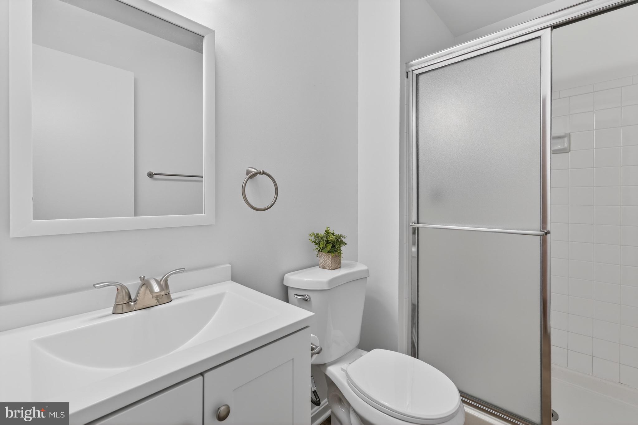 INVERNESS KNOLLS - Residential