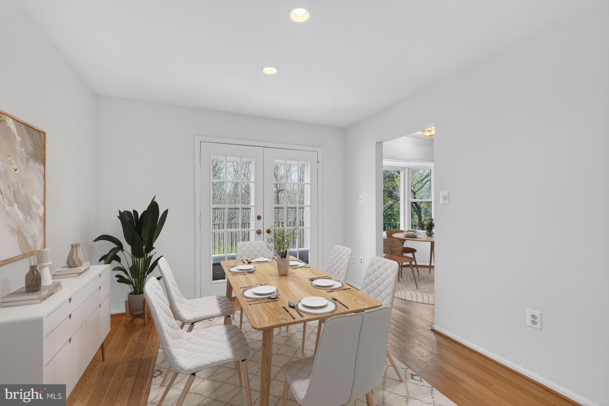 INVERNESS KNOLLS - Residential