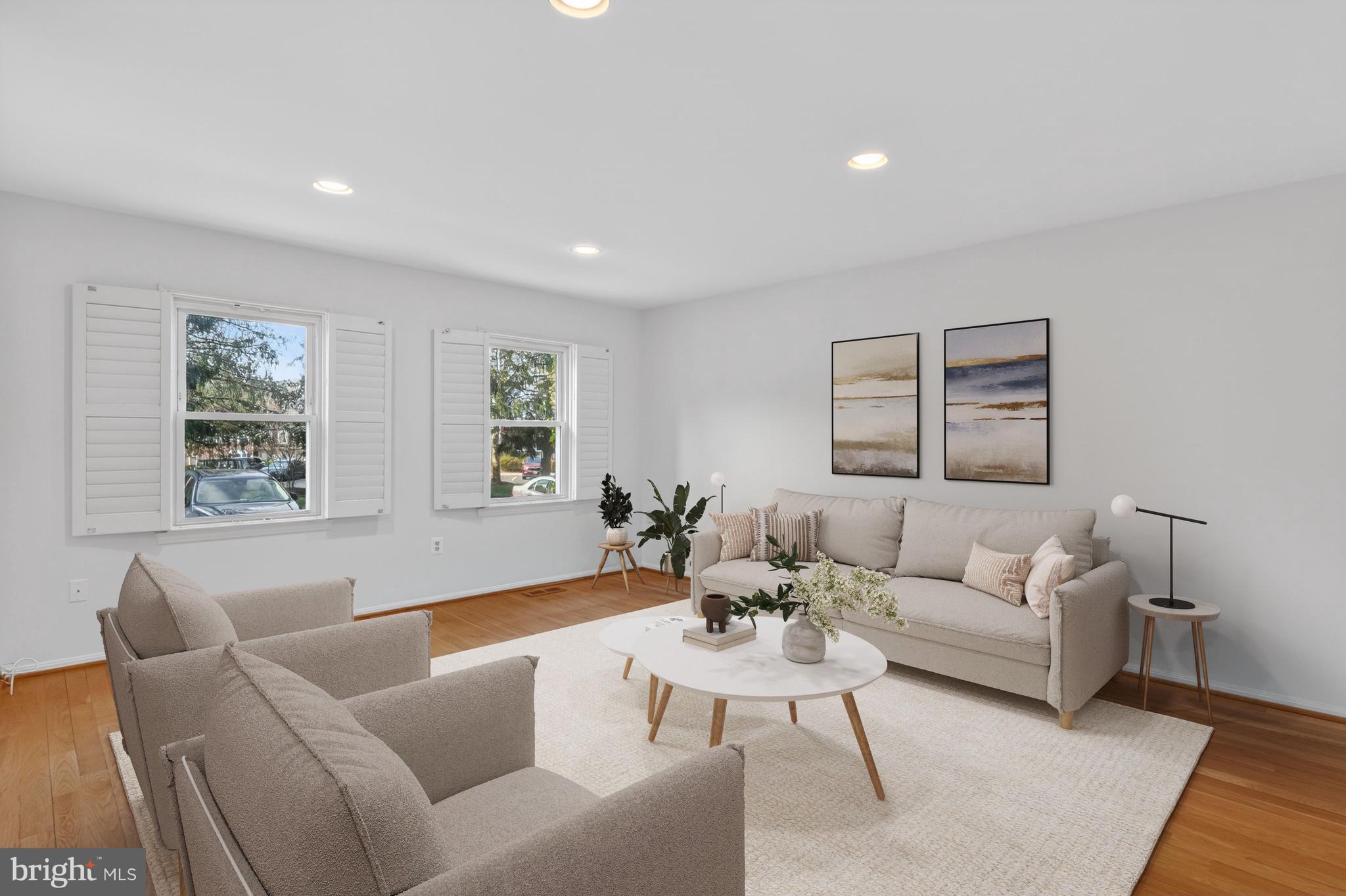 INVERNESS KNOLLS - Residential