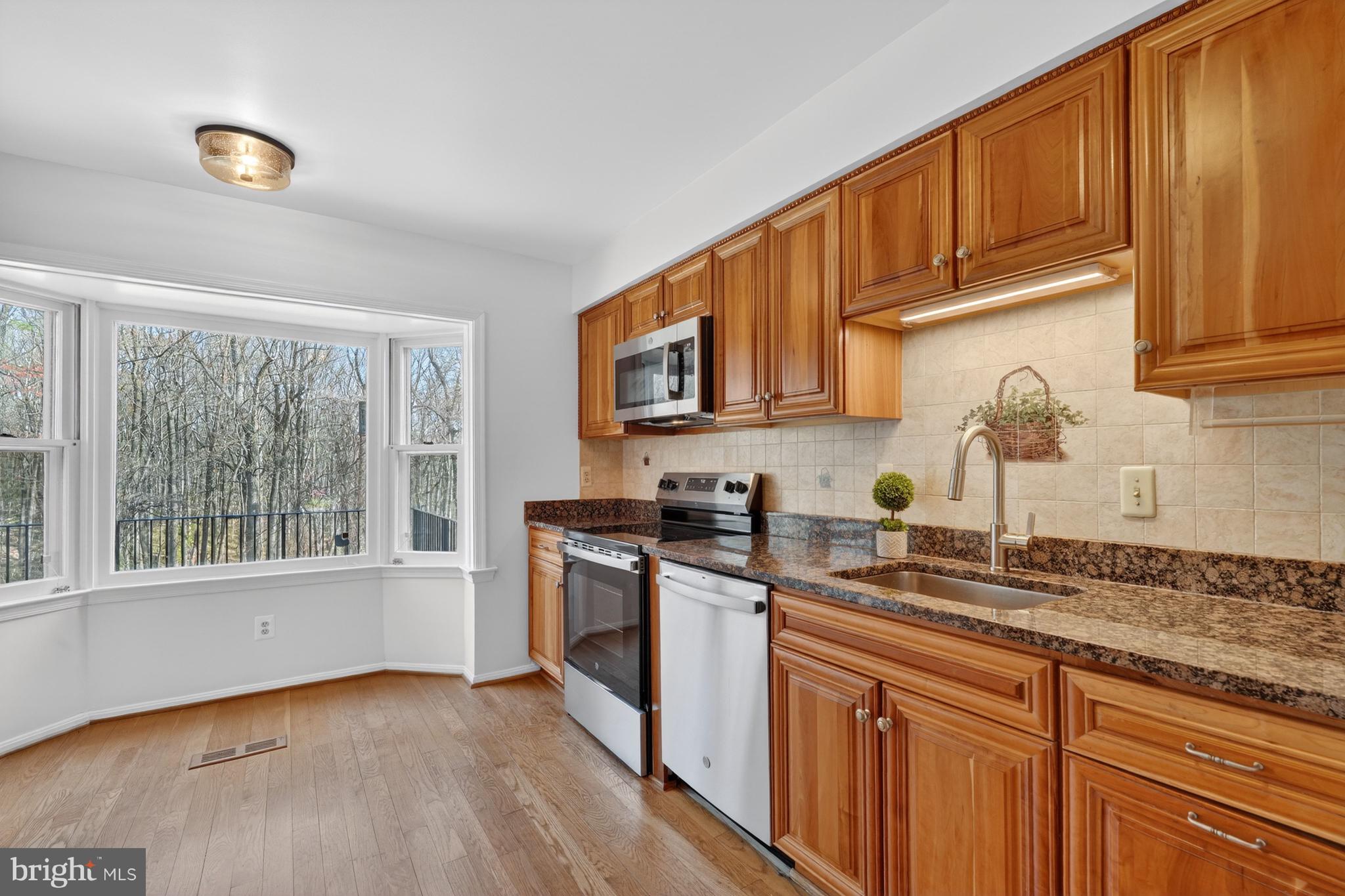 INVERNESS KNOLLS - Residential