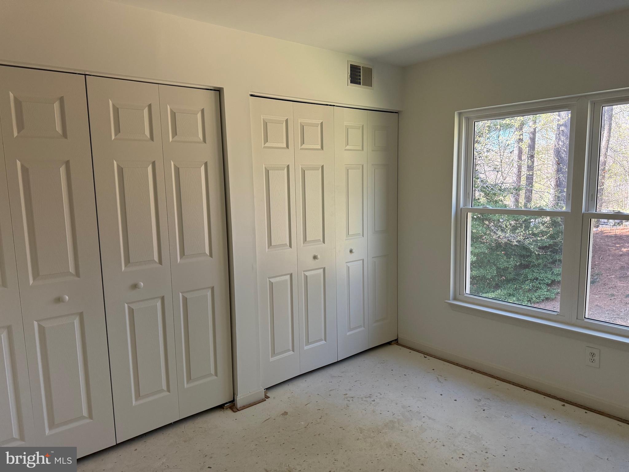 PONDS AT CLIFTON - Residential Lease