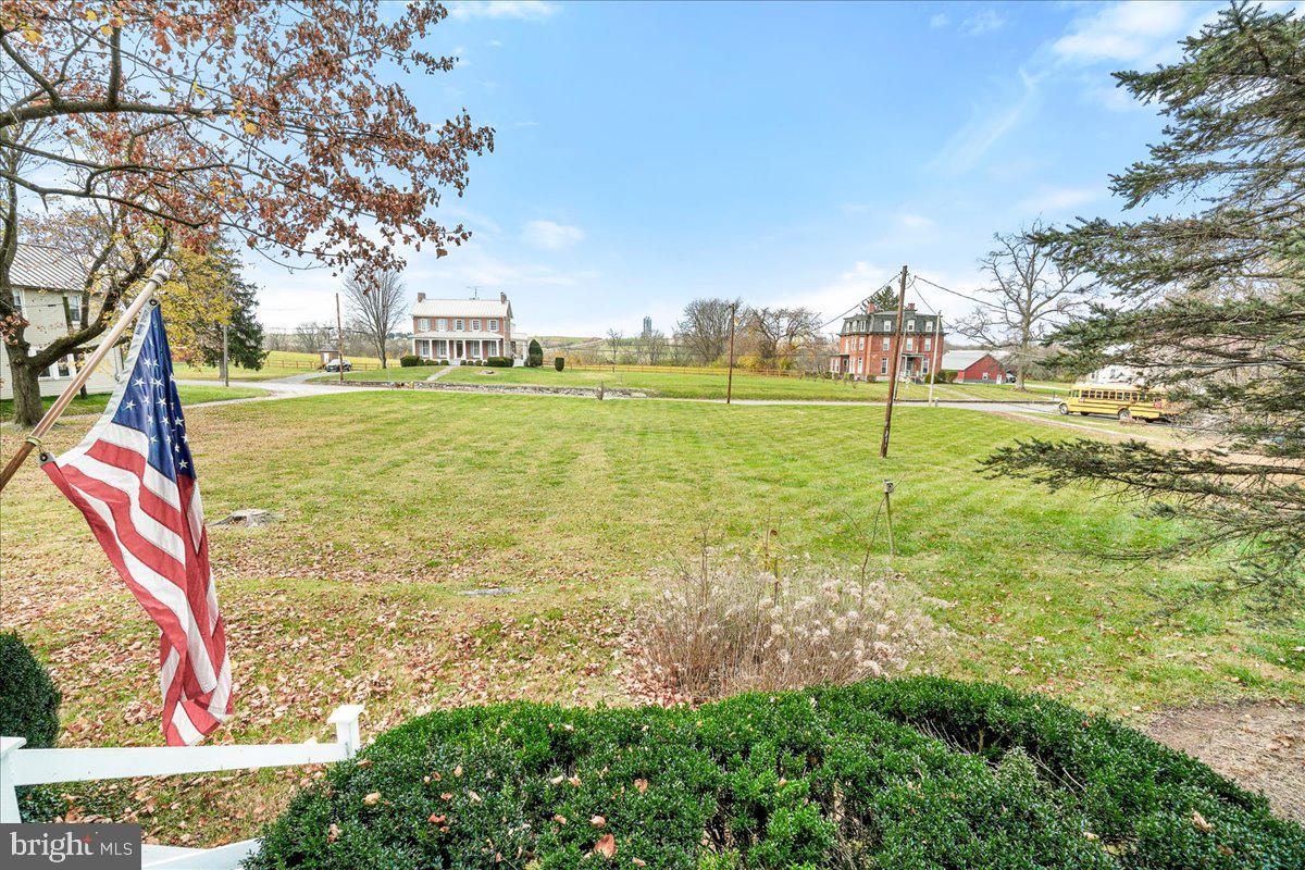 MCKINSTRYS MILL ESTATES - Residential