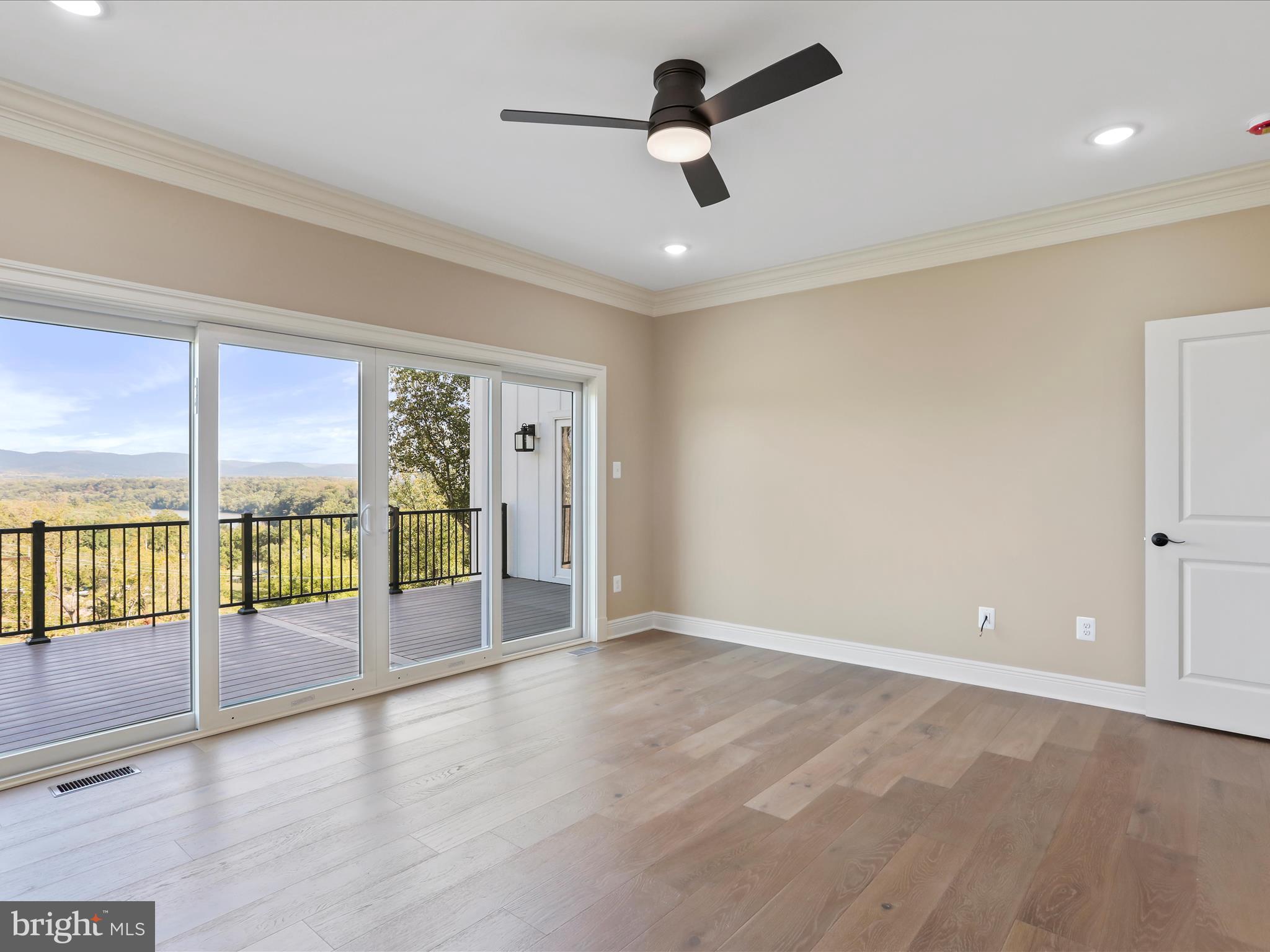 BELLA VISTA - Residential