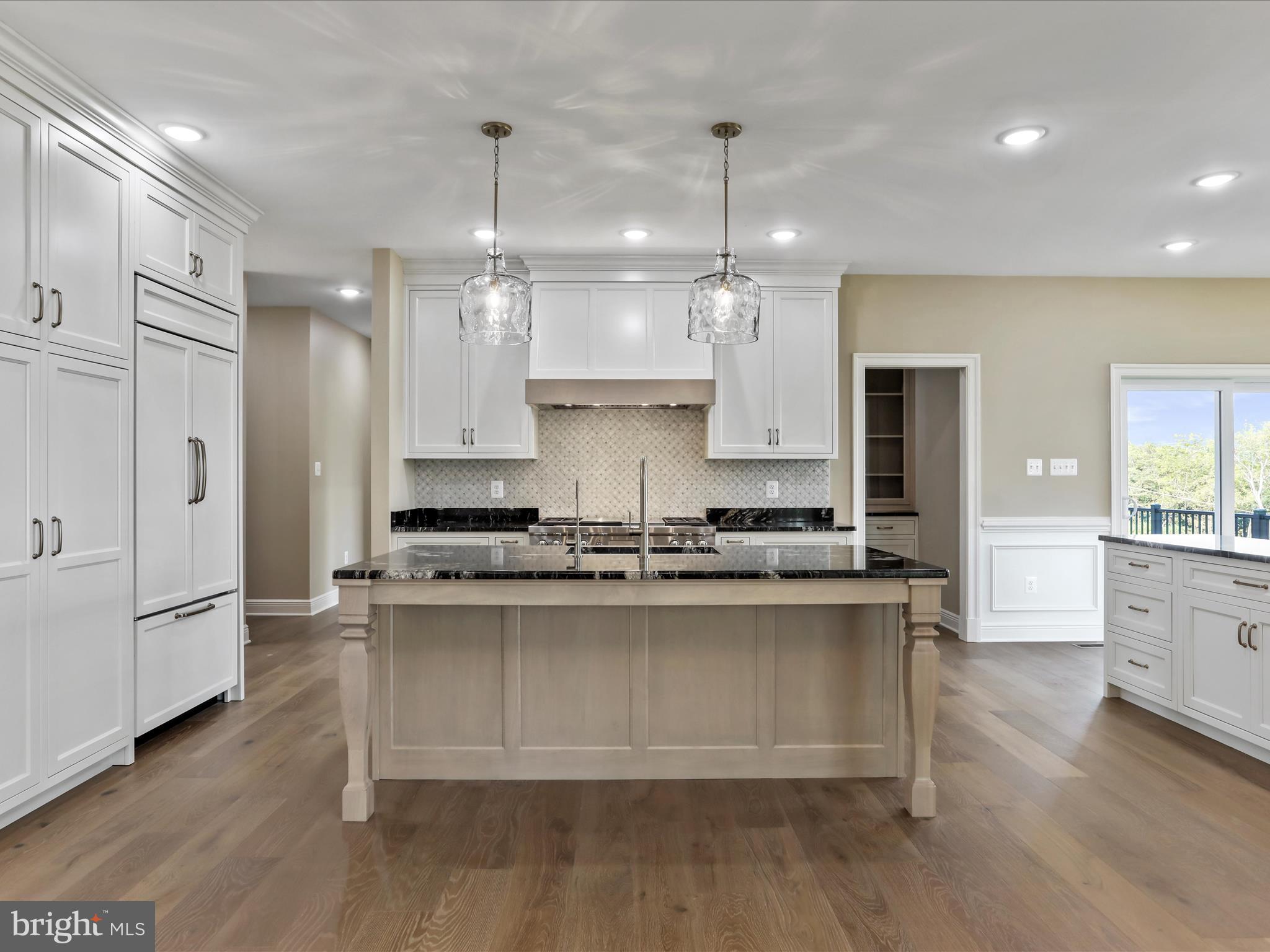 BELLA VISTA - Residential