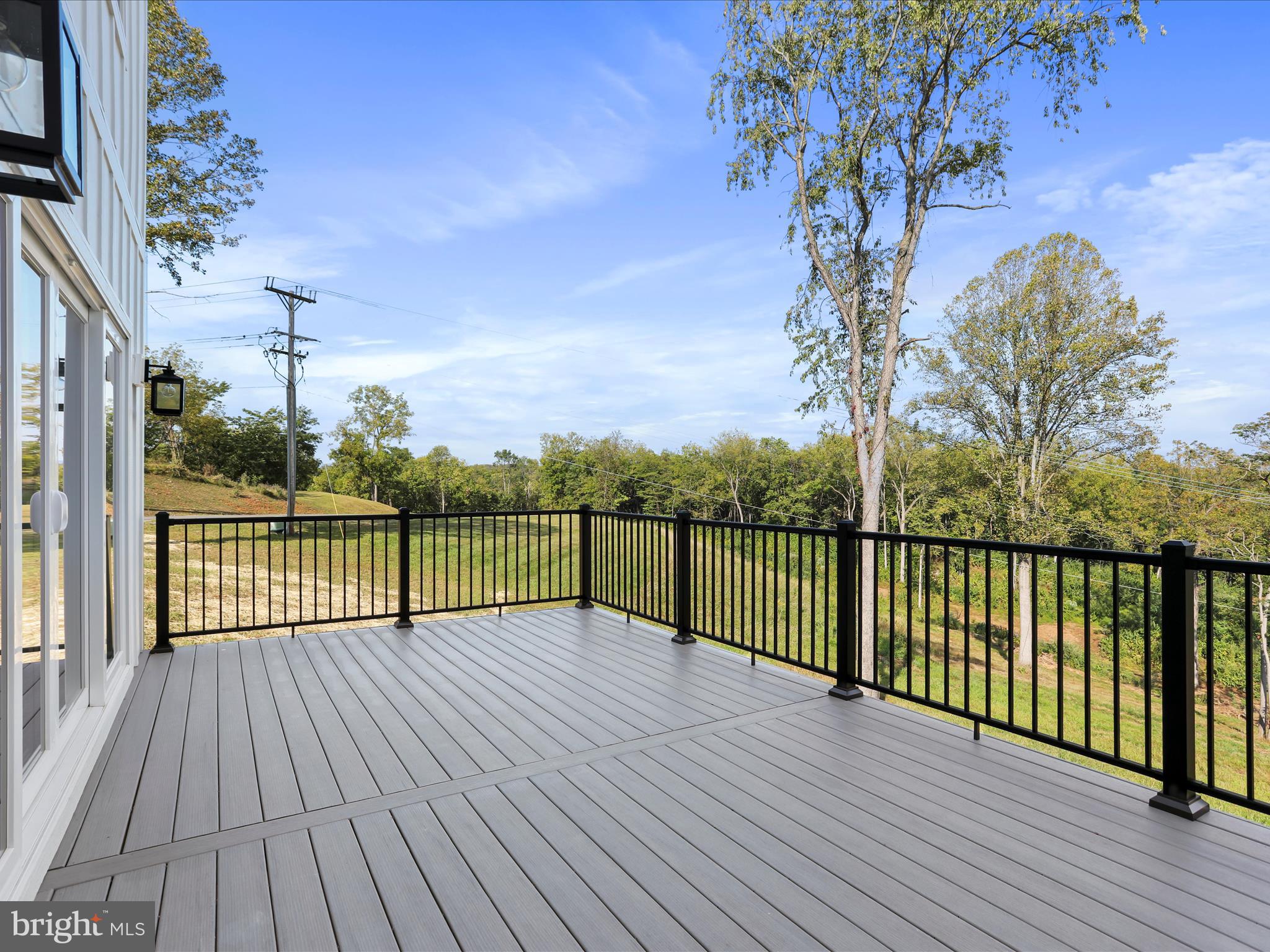 BELLA VISTA - Residential