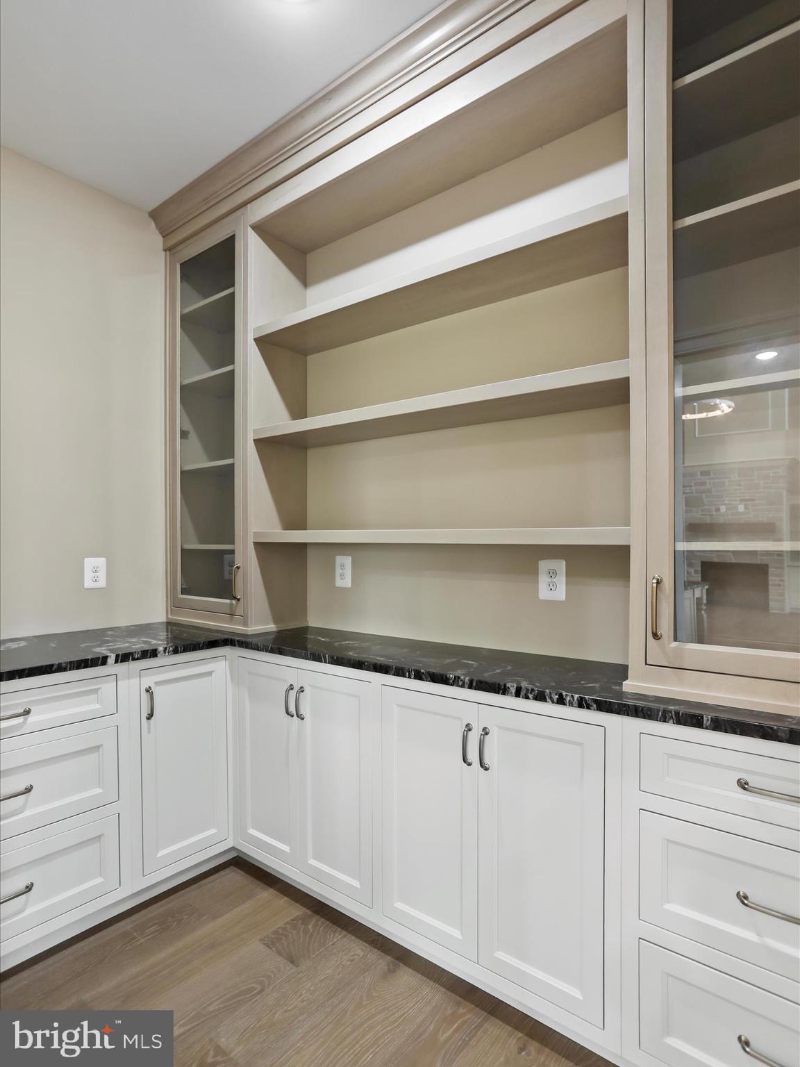 BELLA VISTA - Residential