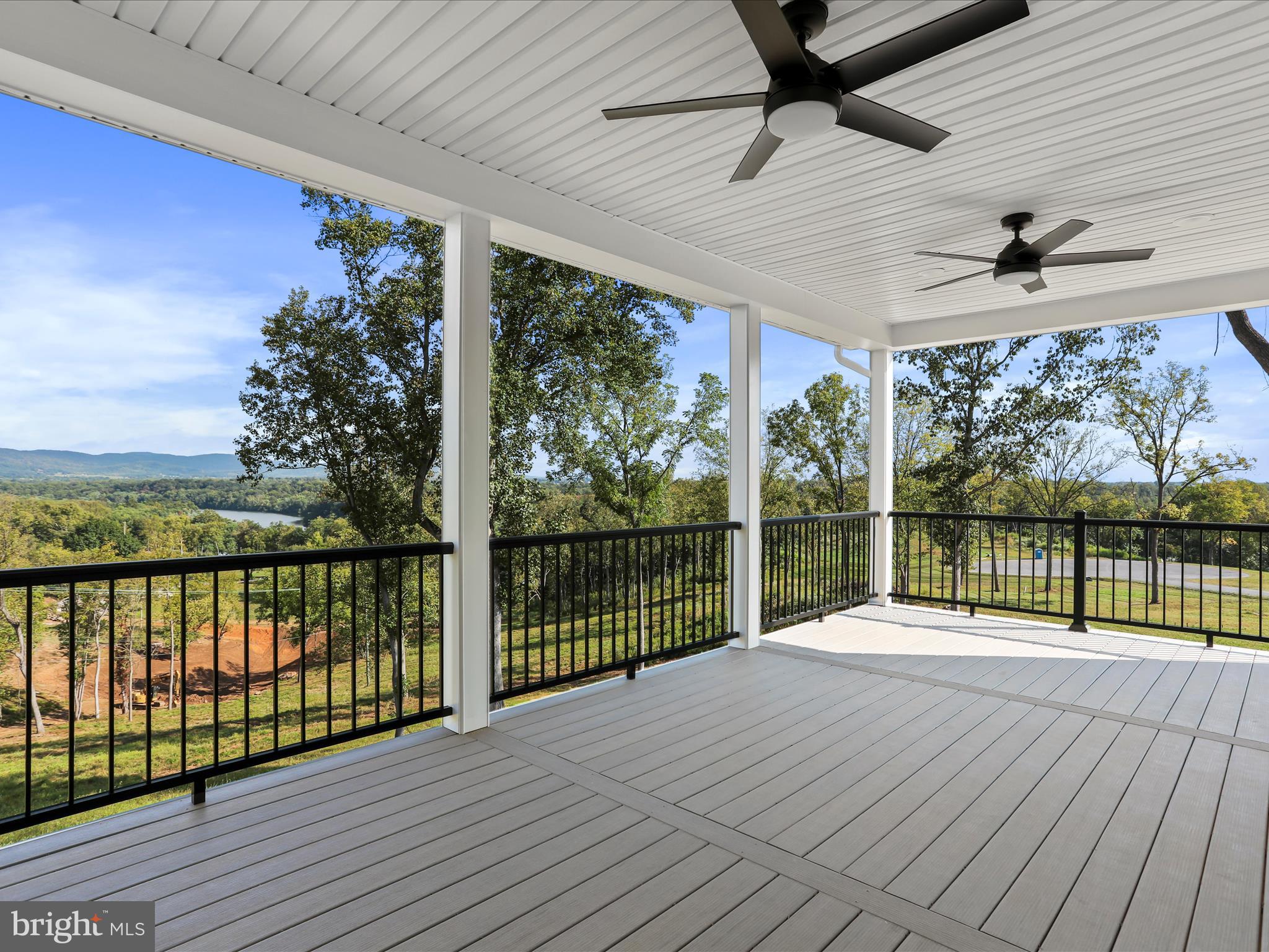 BELLA VISTA - Residential