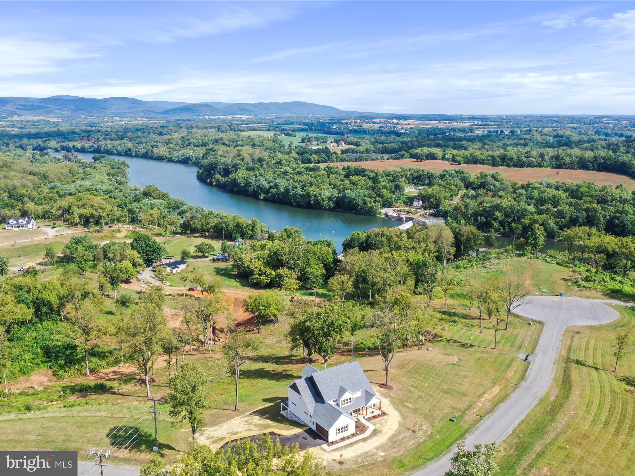 BELLA VISTA - Residential