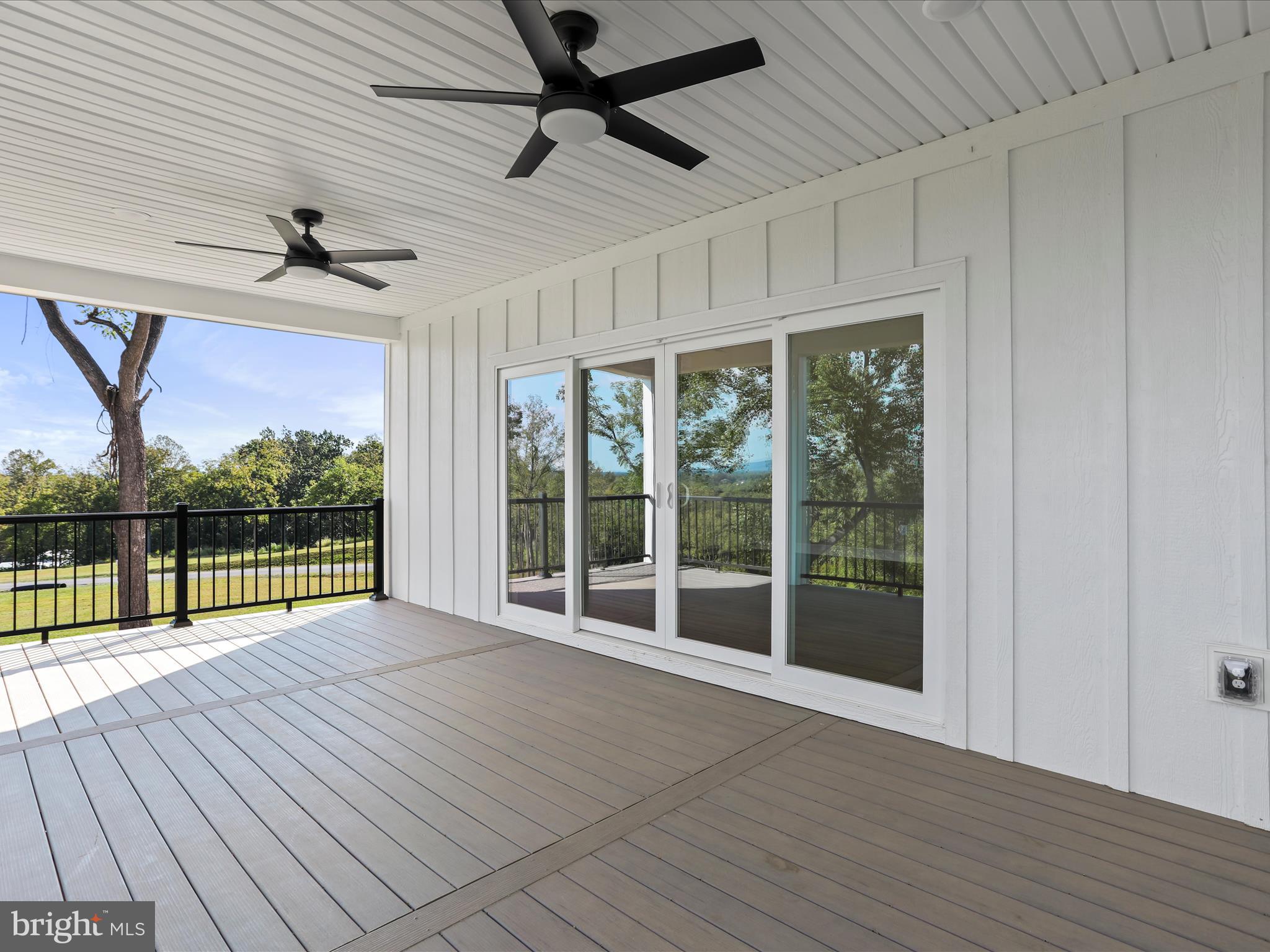 BELLA VISTA - Residential