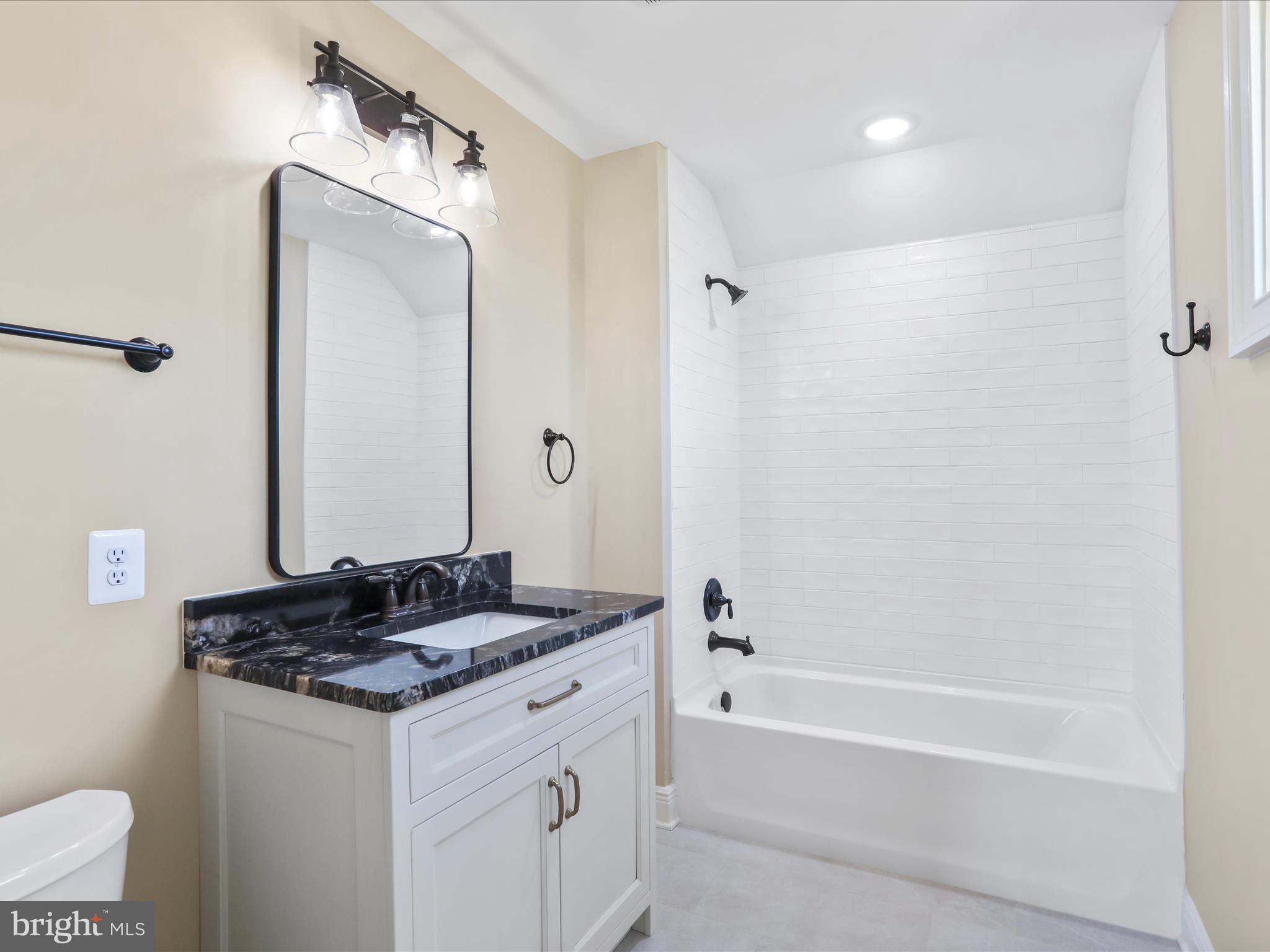 BELLA VISTA - Residential