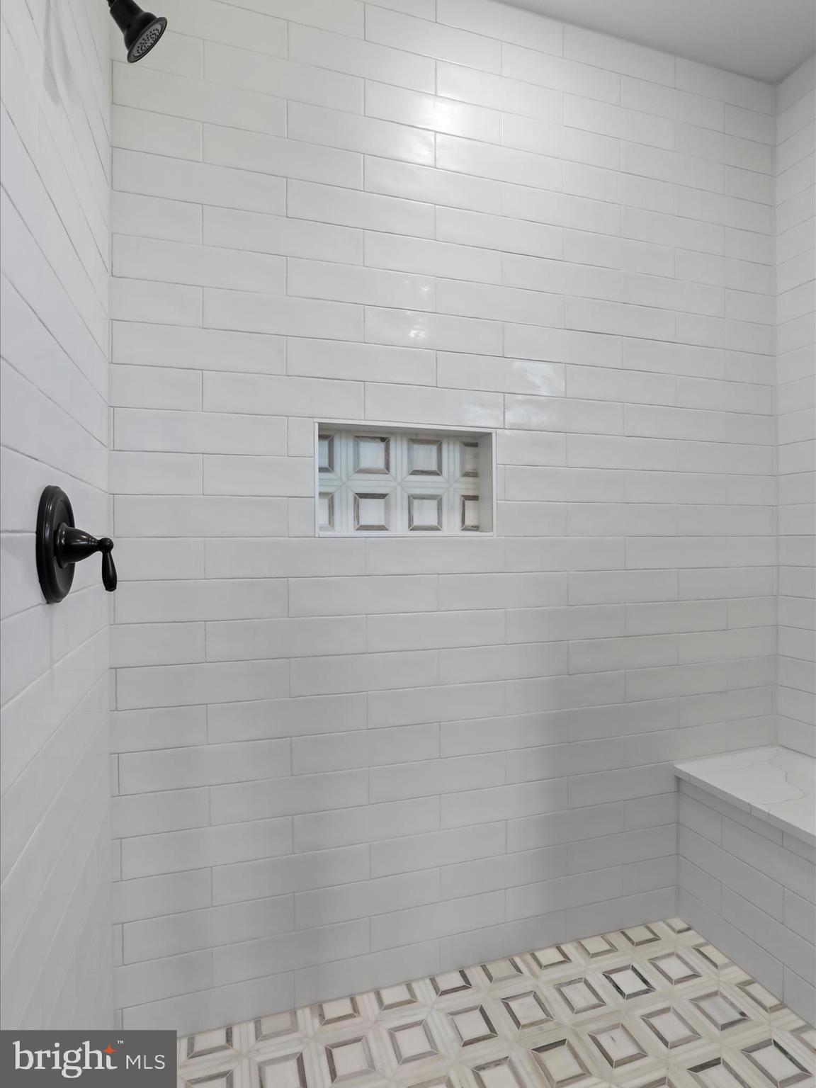 BELLA VISTA - Residential