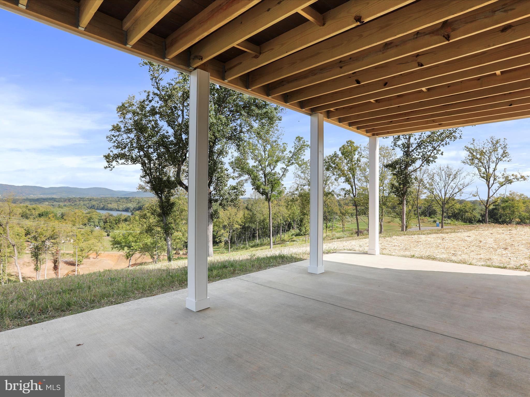 BELLA VISTA - Residential