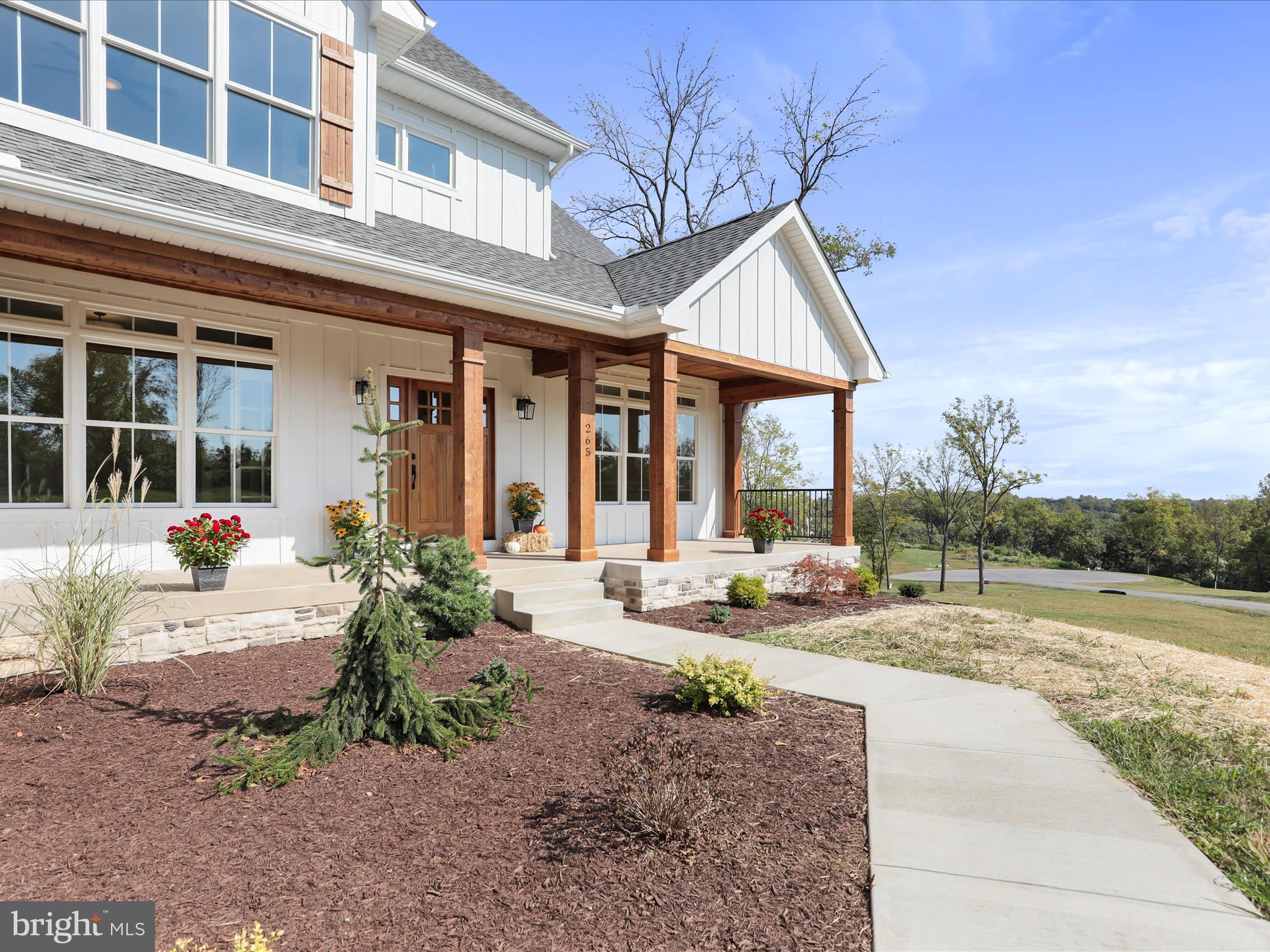 BELLA VISTA - Residential