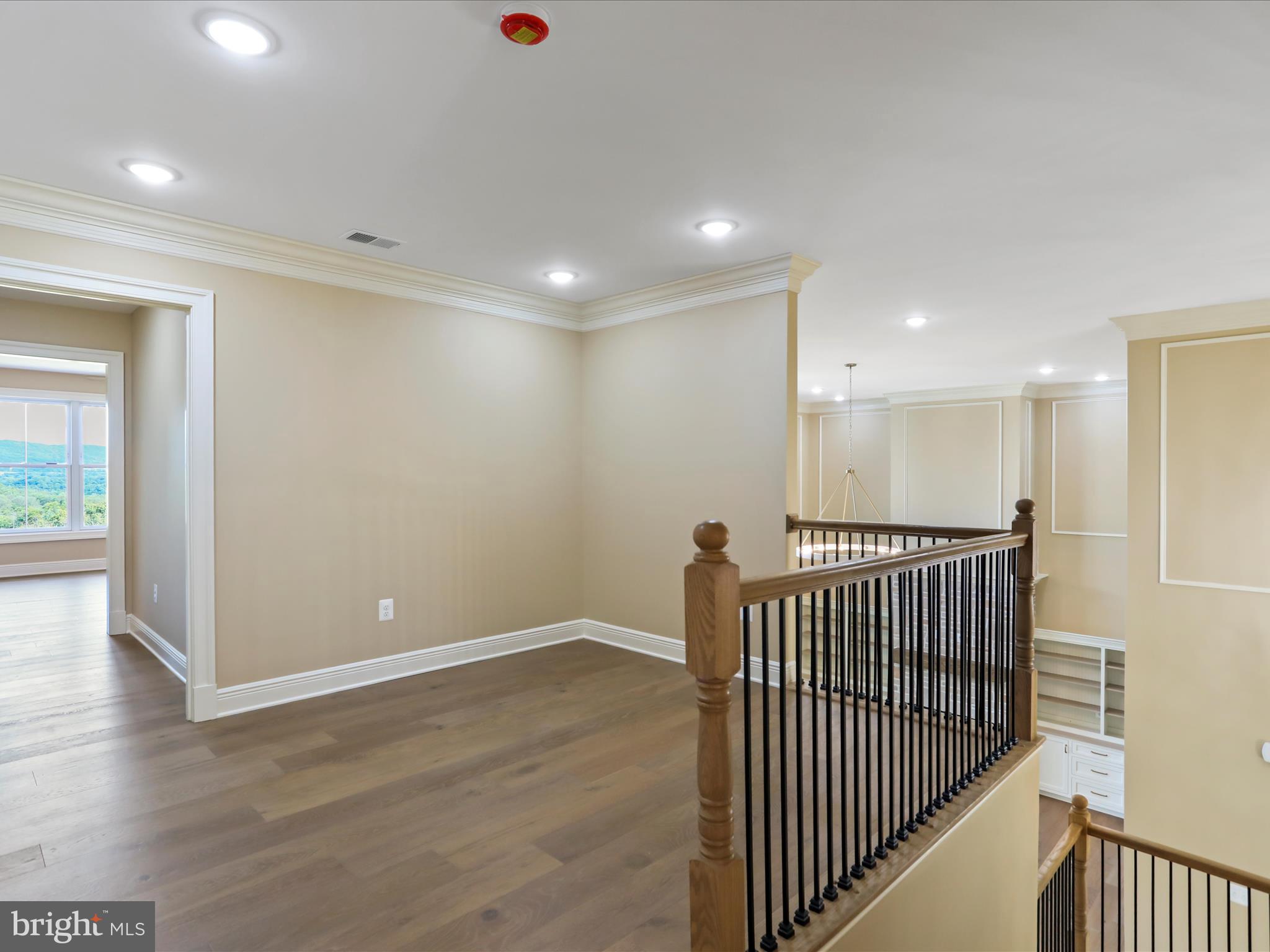 BELLA VISTA - Residential