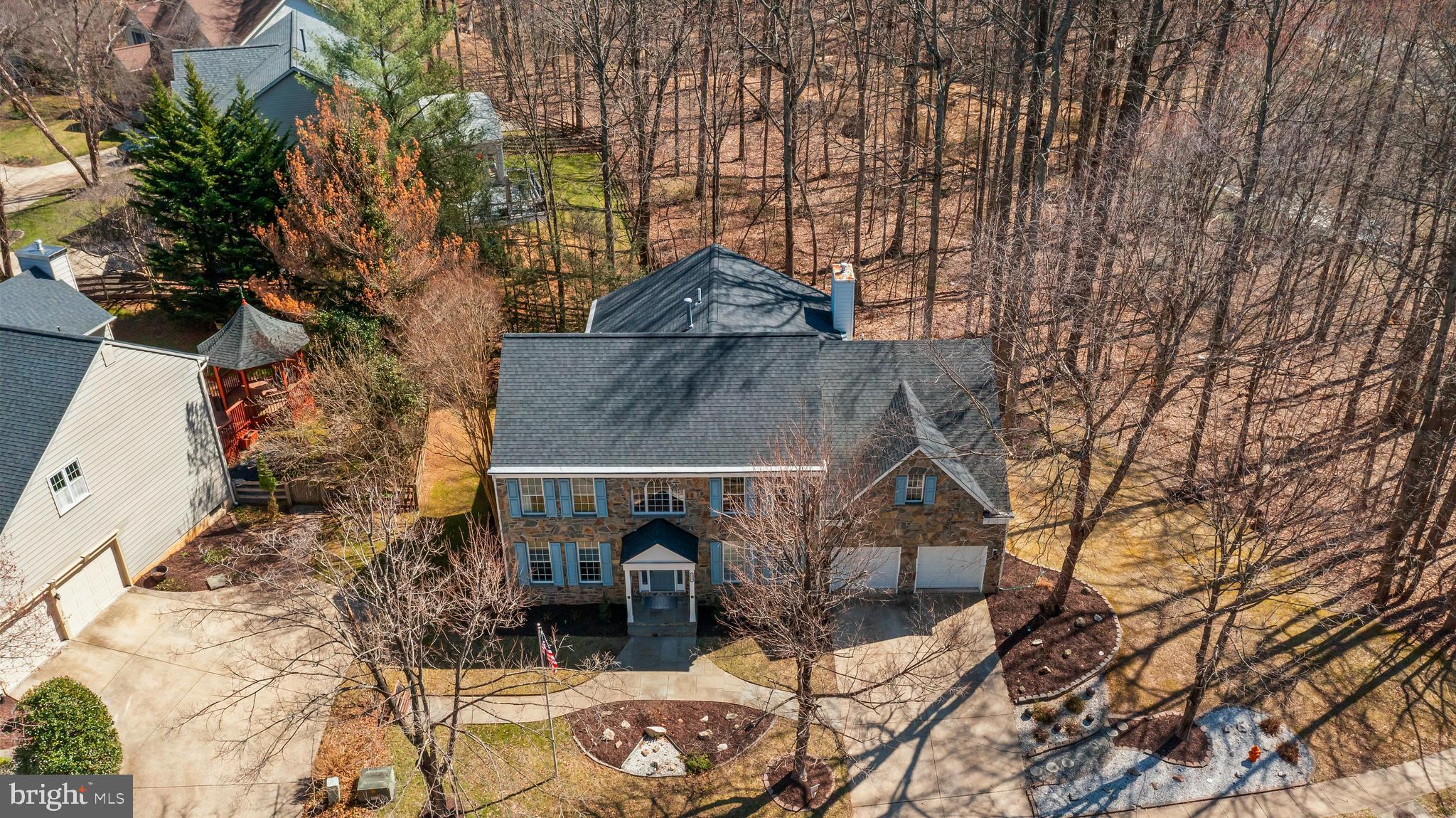 5329 WOODLOT ROAD