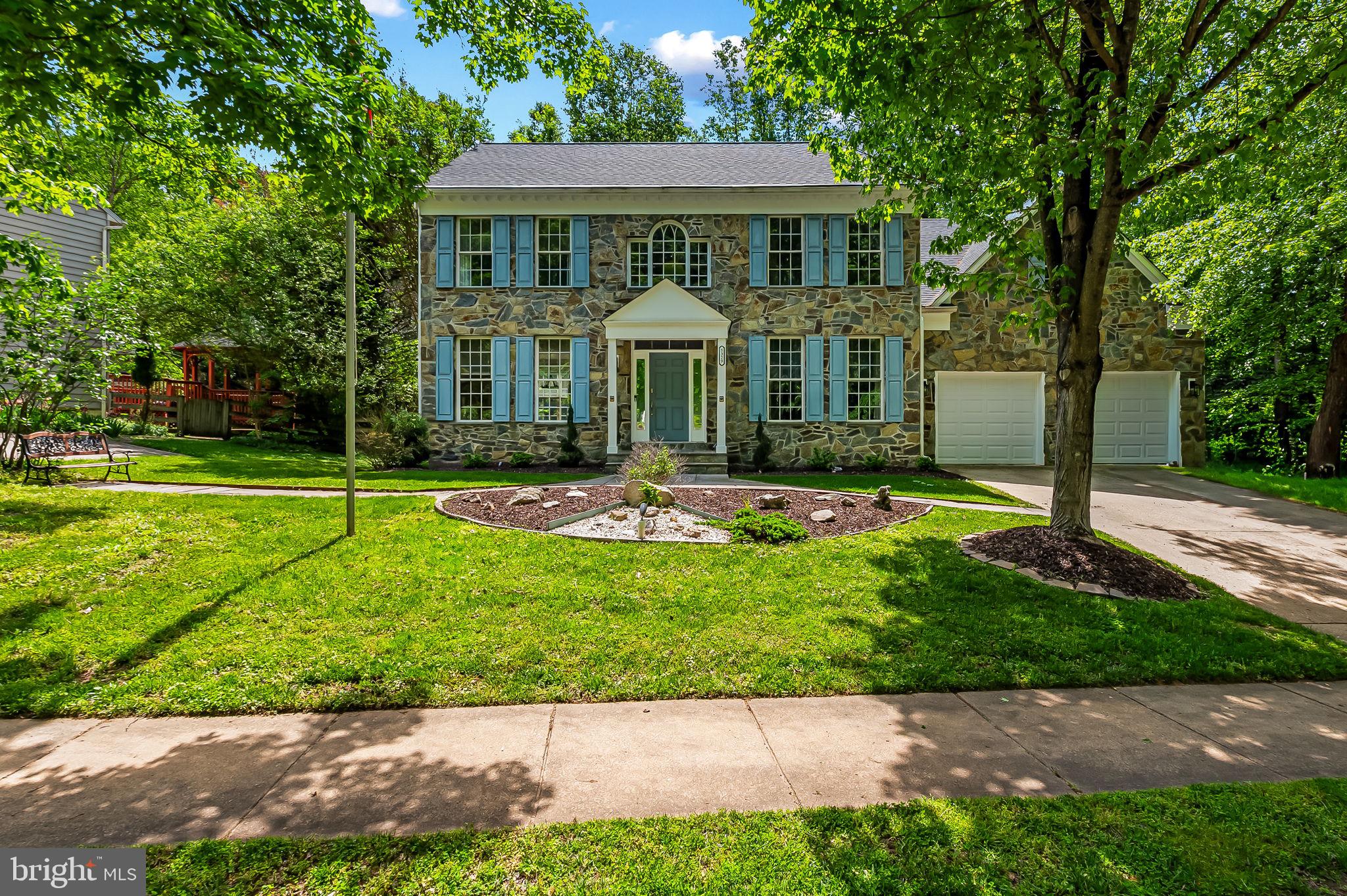 TRAILS AT WOODLOT - Residential