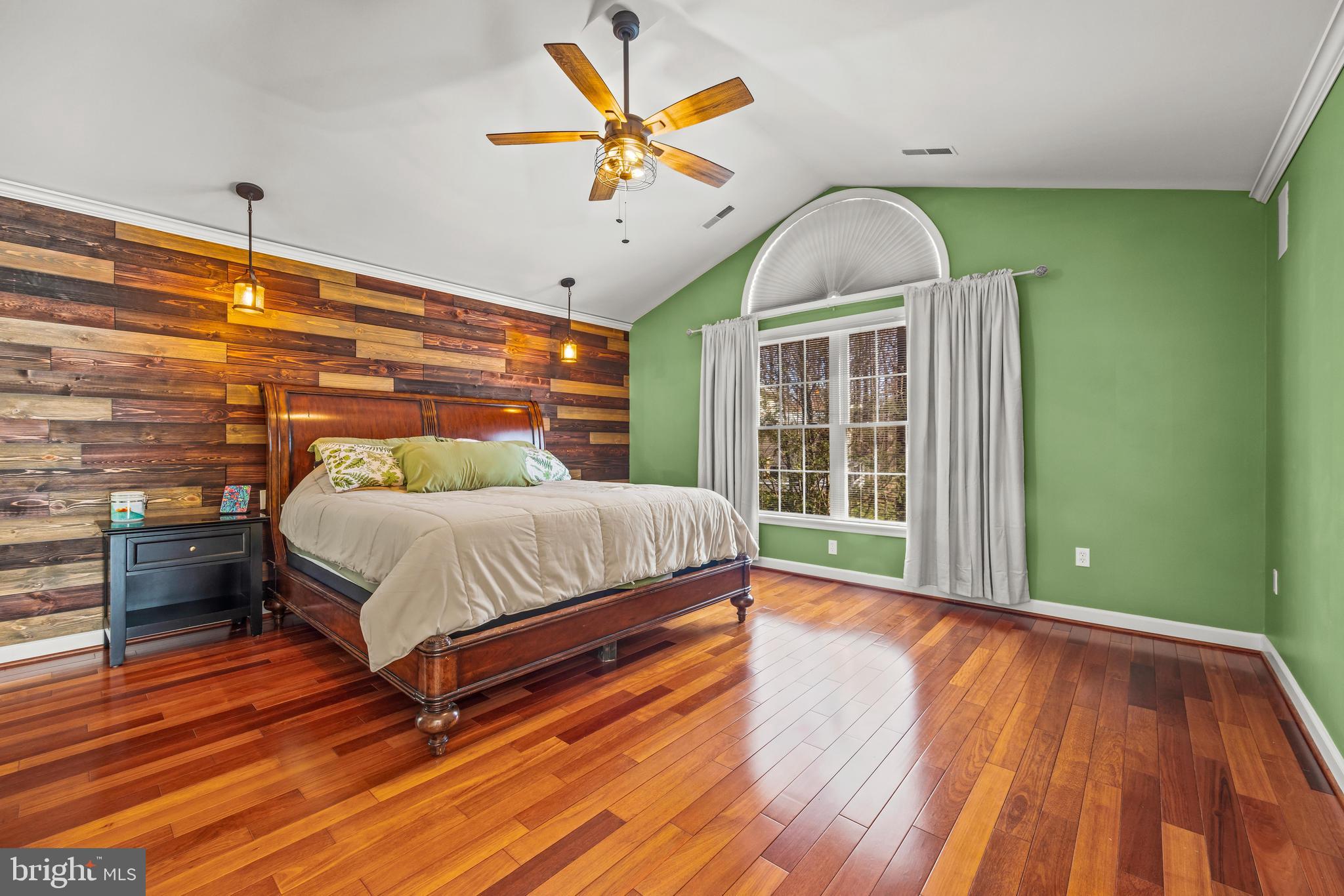 TRAILS AT WOODLOT - Residential