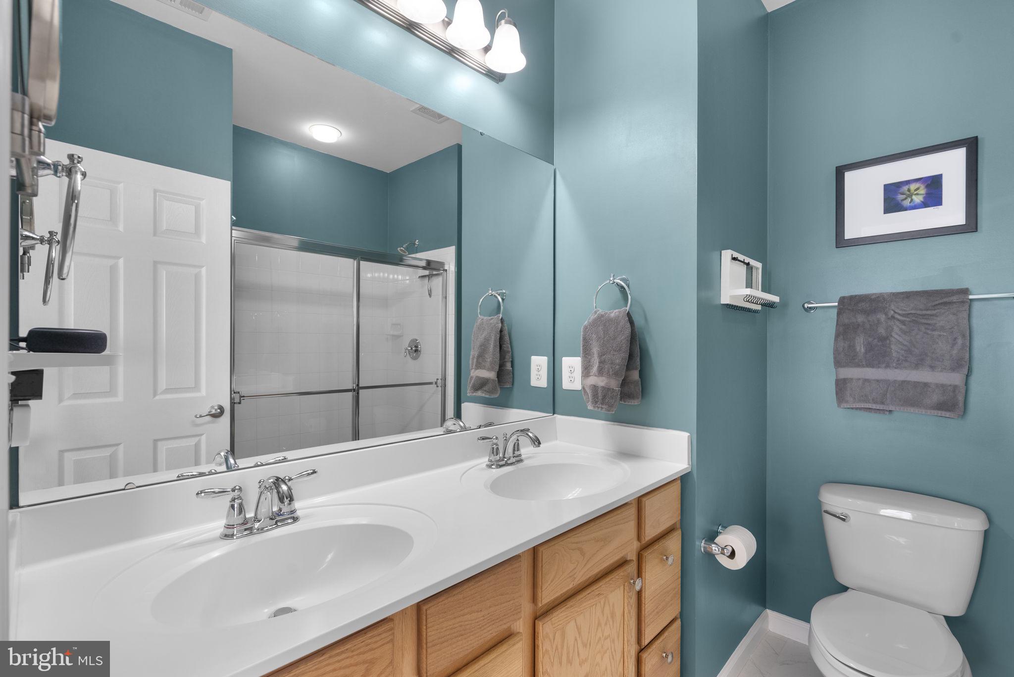 HOWARD SQUARE - Residential