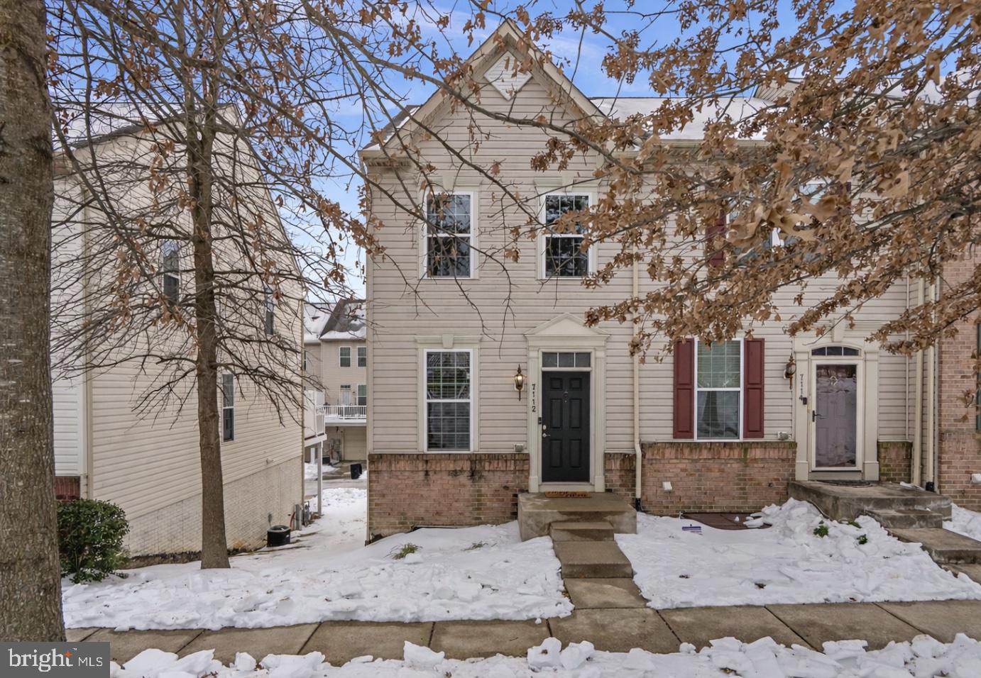 HOWARD SQUARE - Residential