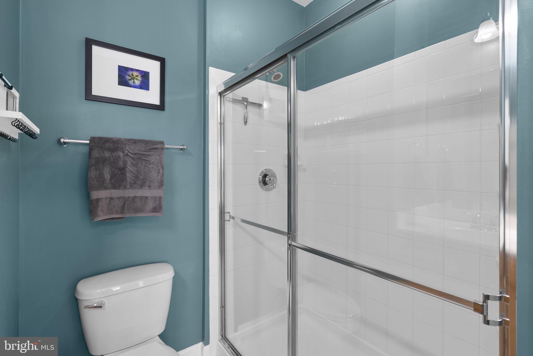 HOWARD SQUARE - Residential