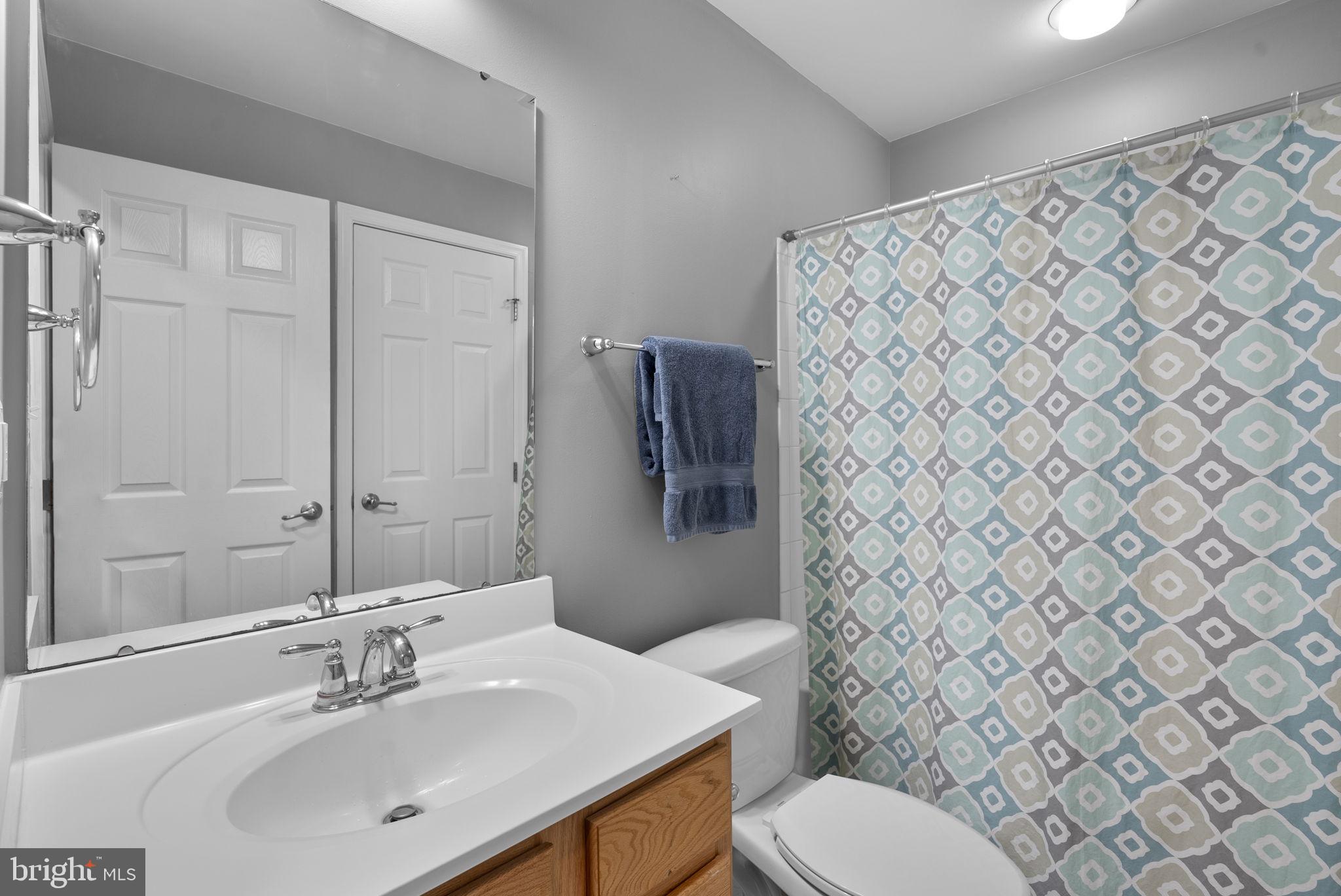 HOWARD SQUARE - Residential