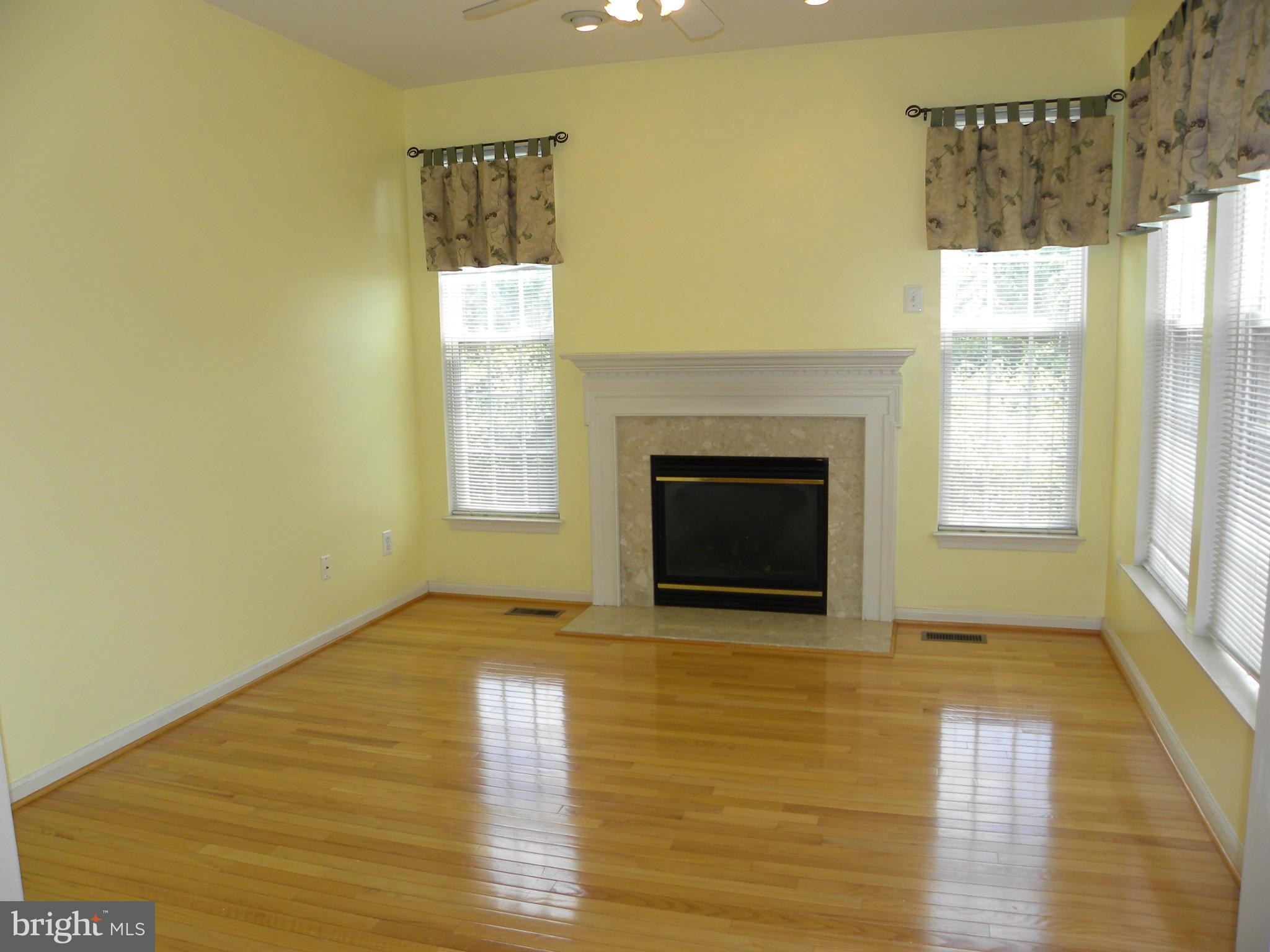 CAMERON STATION - Residential Lease