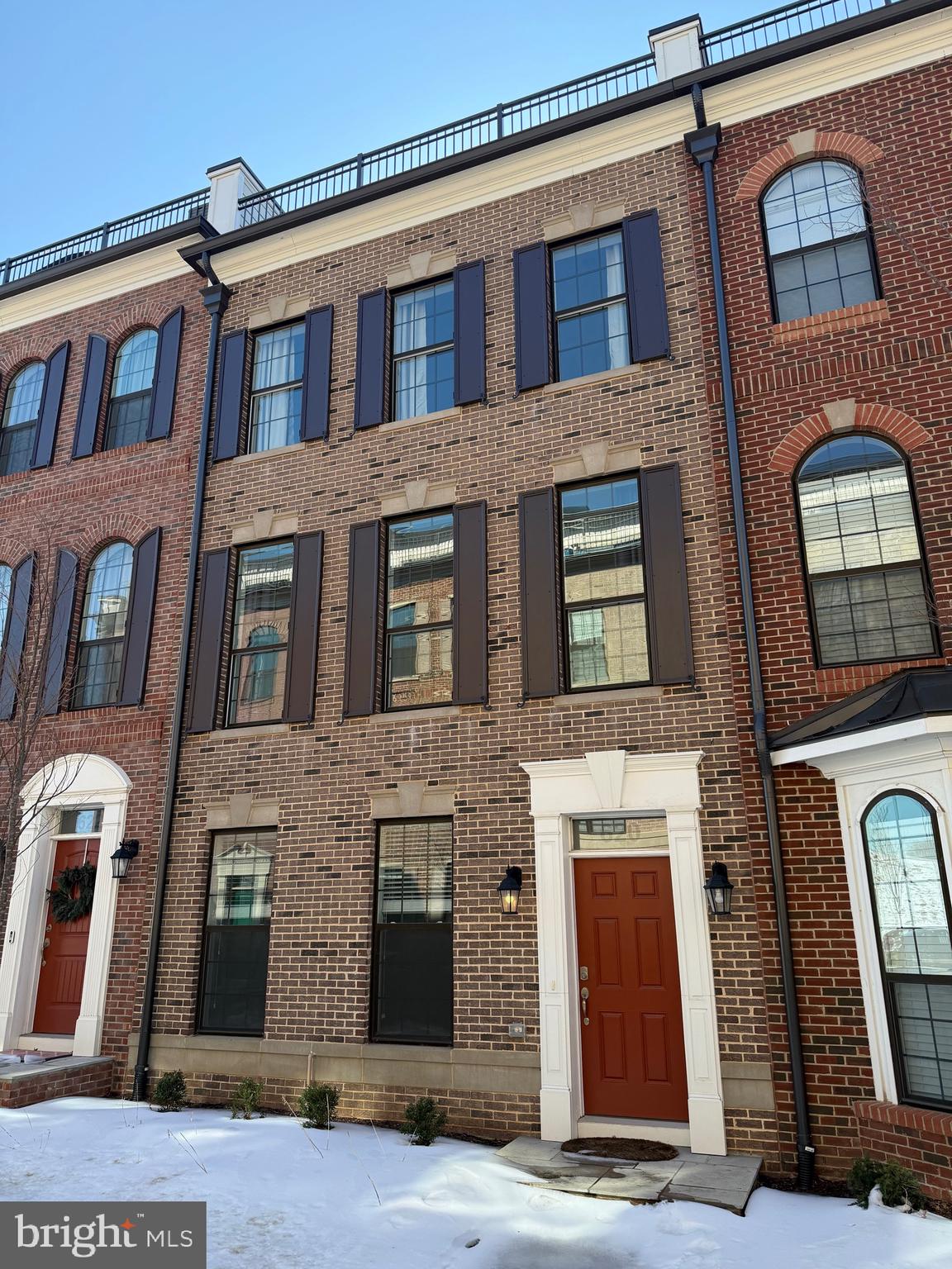 POTOMAC OVERLOOK CONDO - Residential