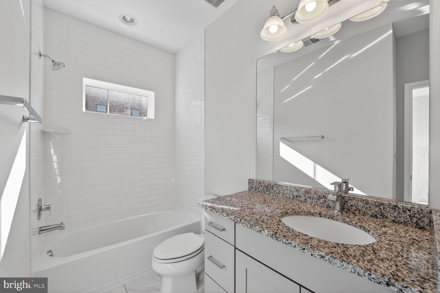 POTOMAC OVERLOOK CONDO - Residential