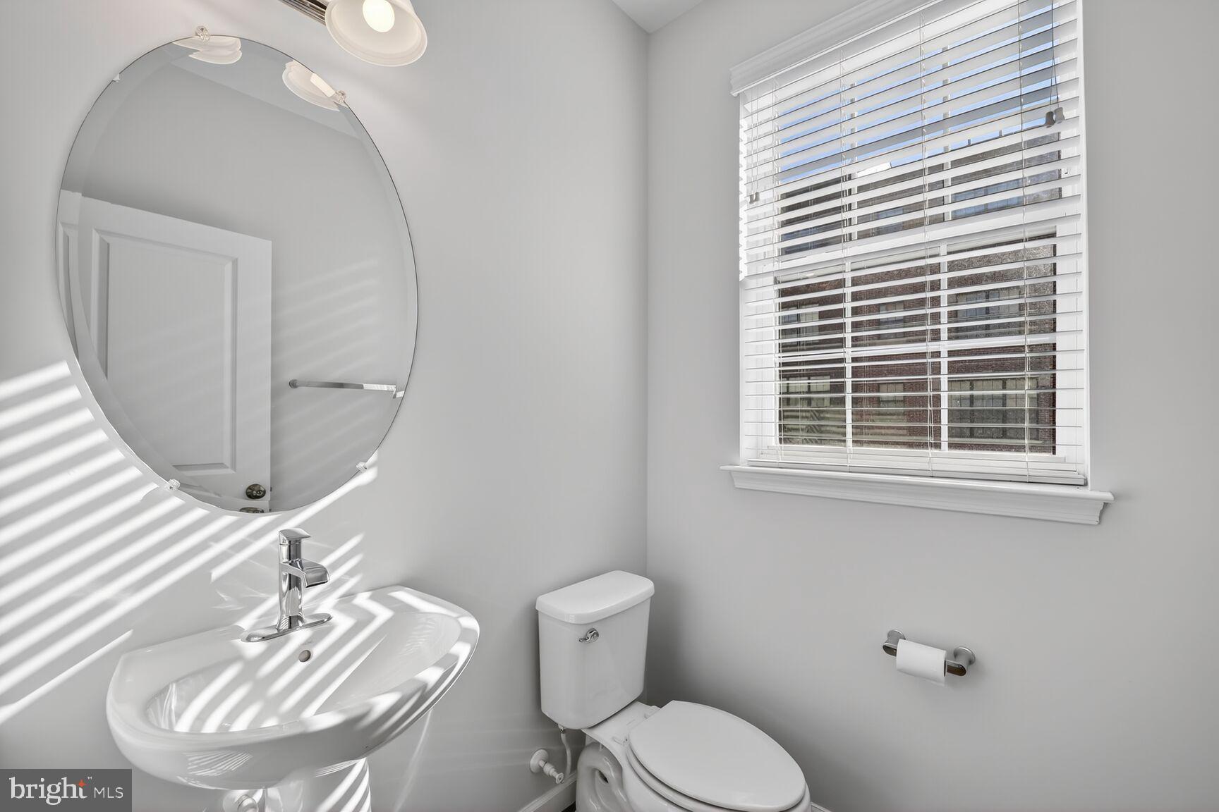 POTOMAC OVERLOOK CONDO - Residential