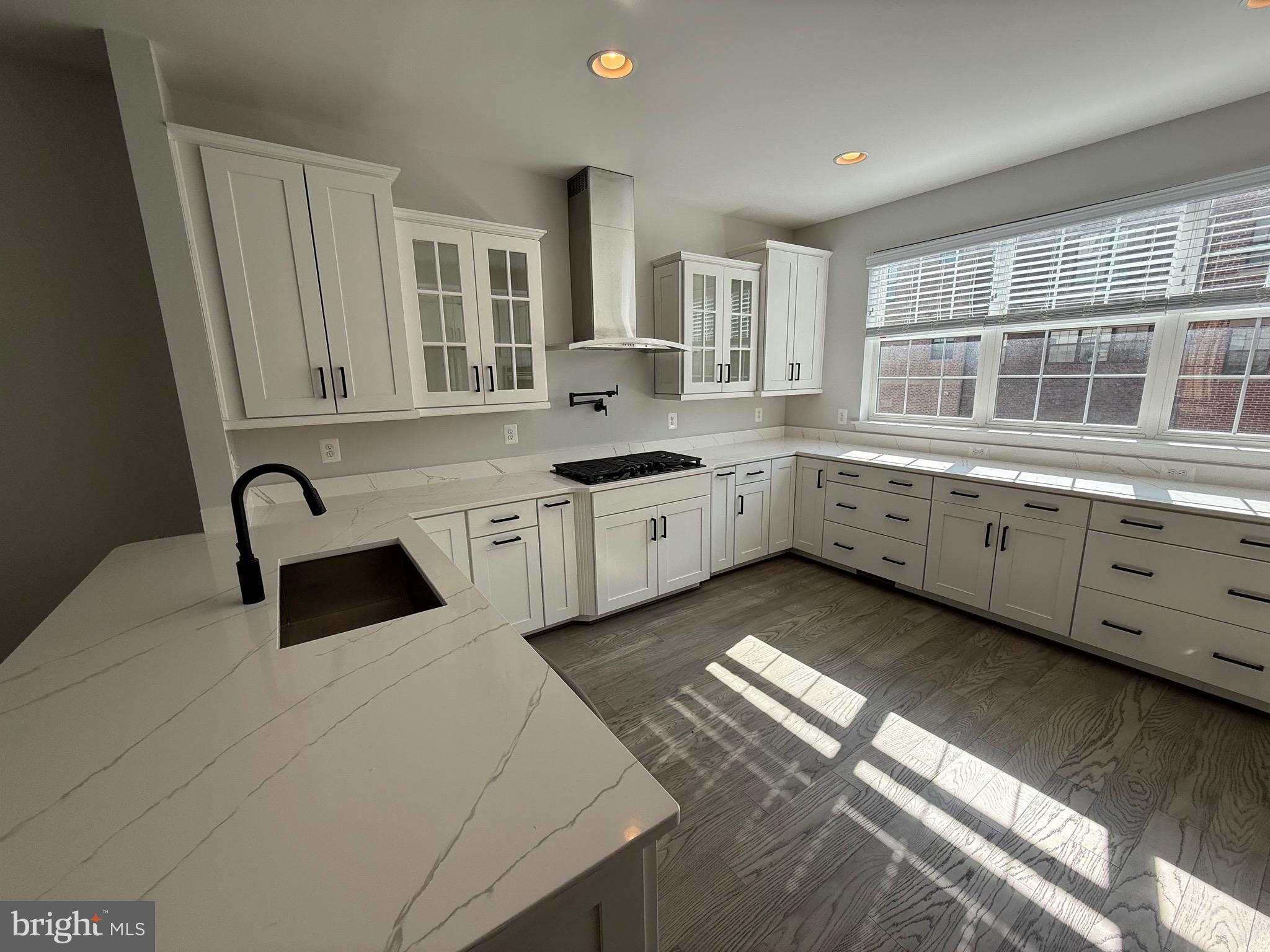 POTOMAC OVERLOOK CONDO - Residential