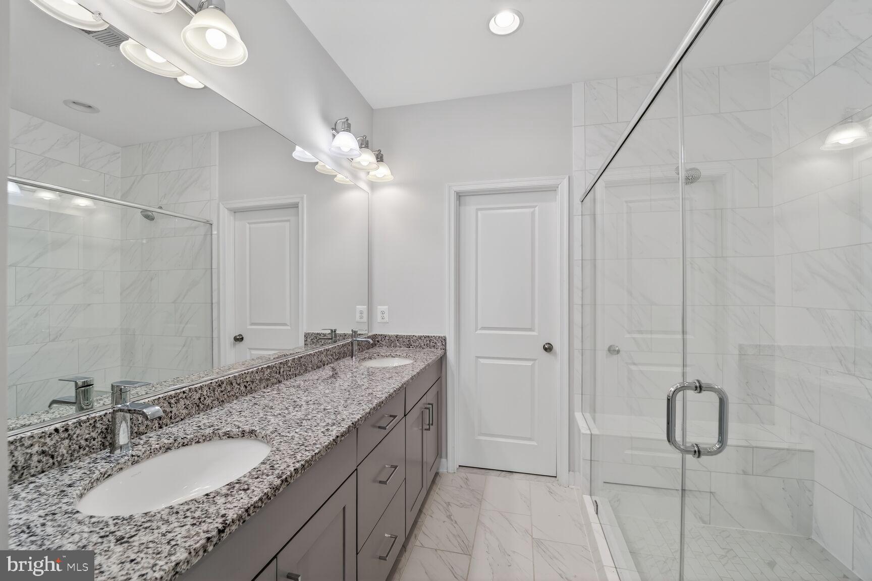 POTOMAC OVERLOOK CONDO - Residential