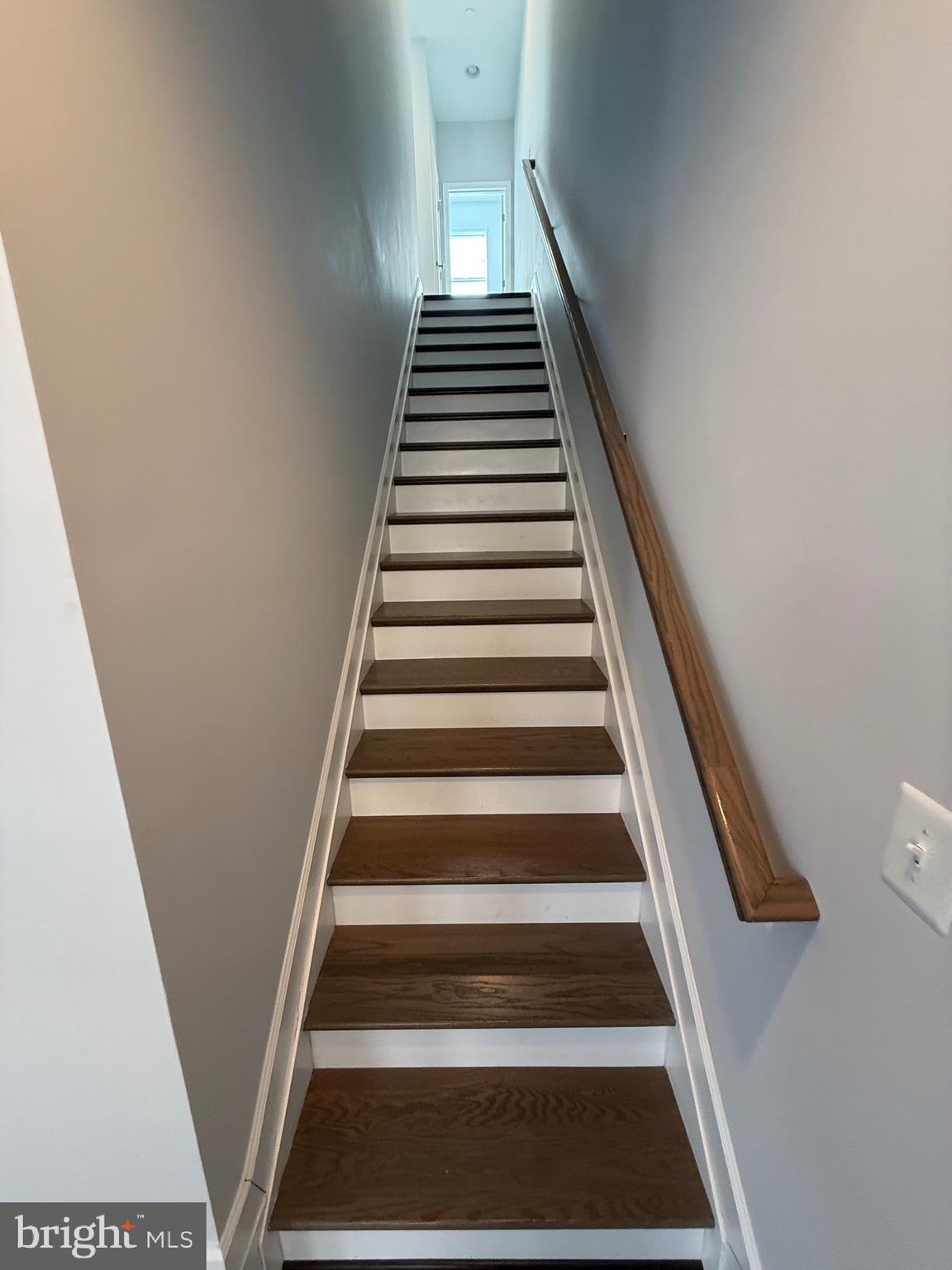 POTOMAC OVERLOOK CONDO - Residential