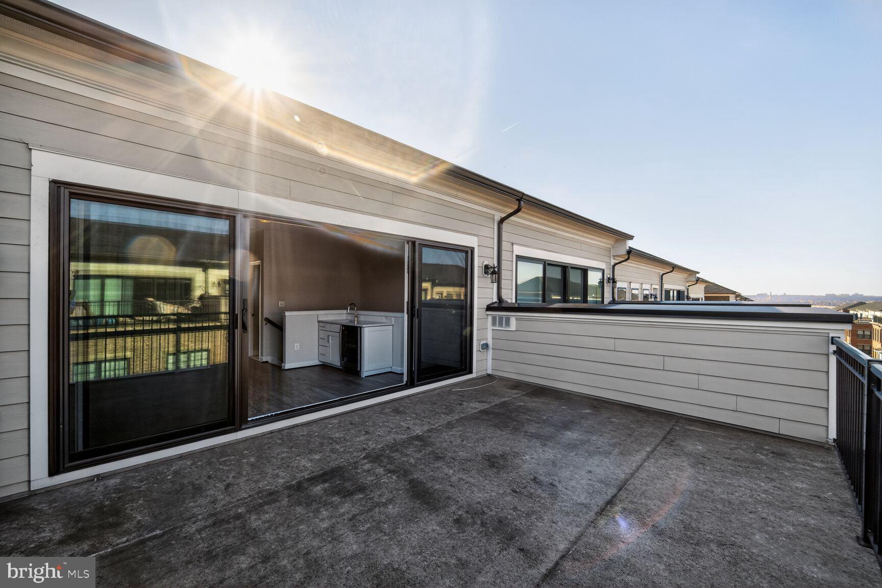 POTOMAC OVERLOOK CONDO - Residential