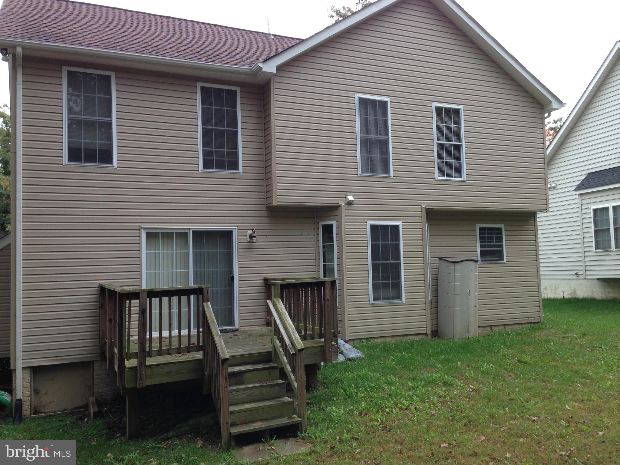 LAKE OF THE WOODS - Residential Lease