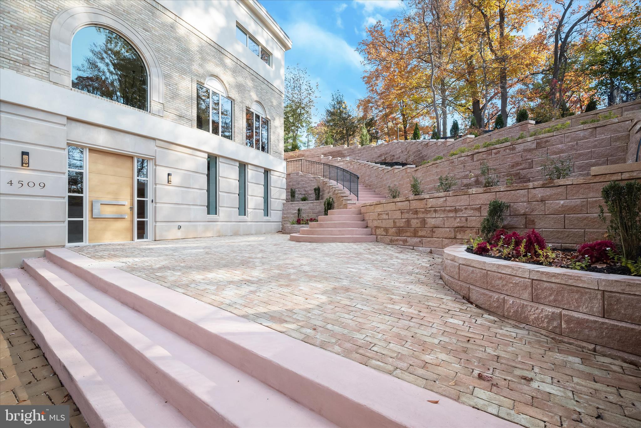 BERKLEY - Residential