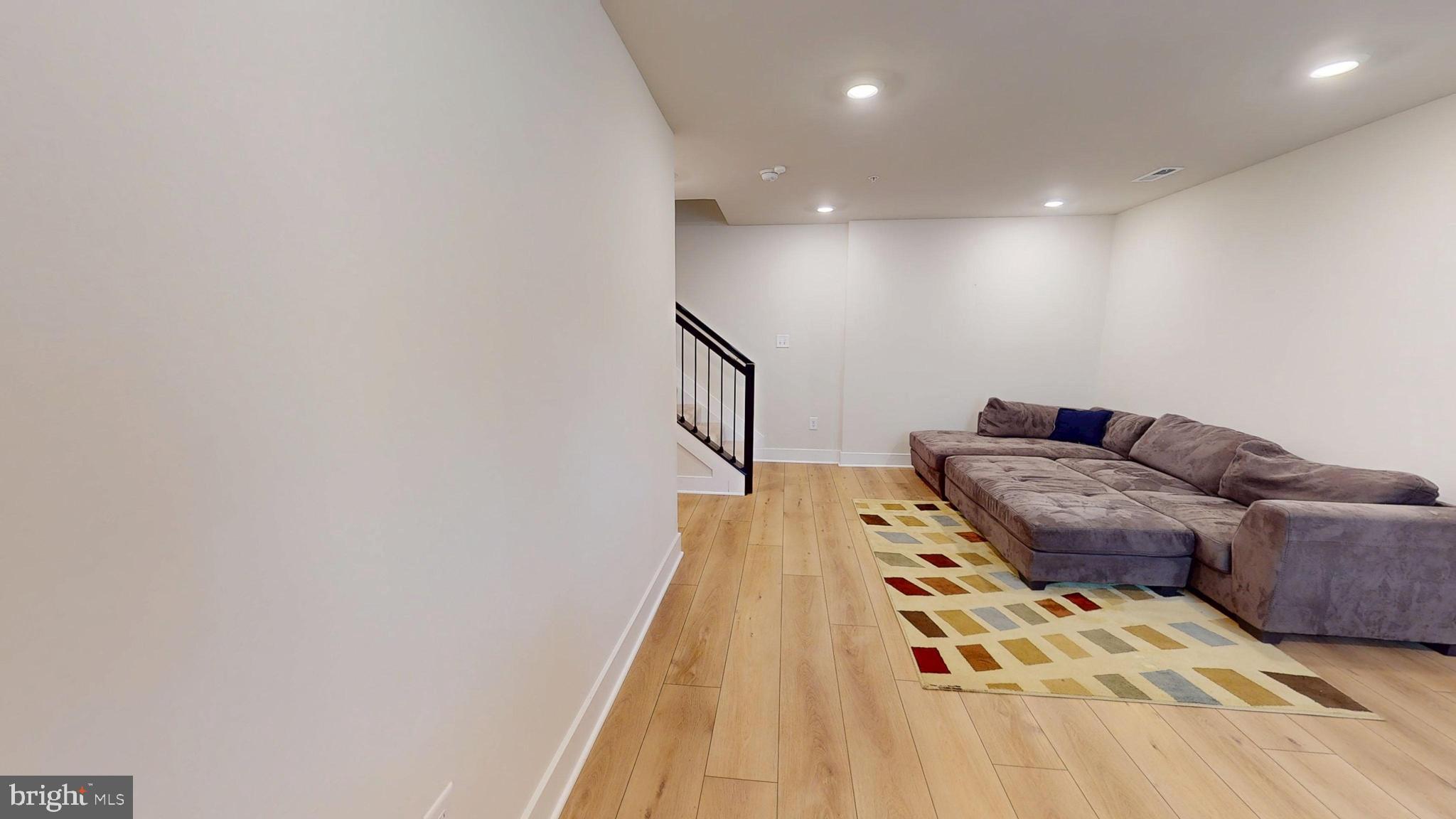 PARKSIDE PRESERVE - Residential