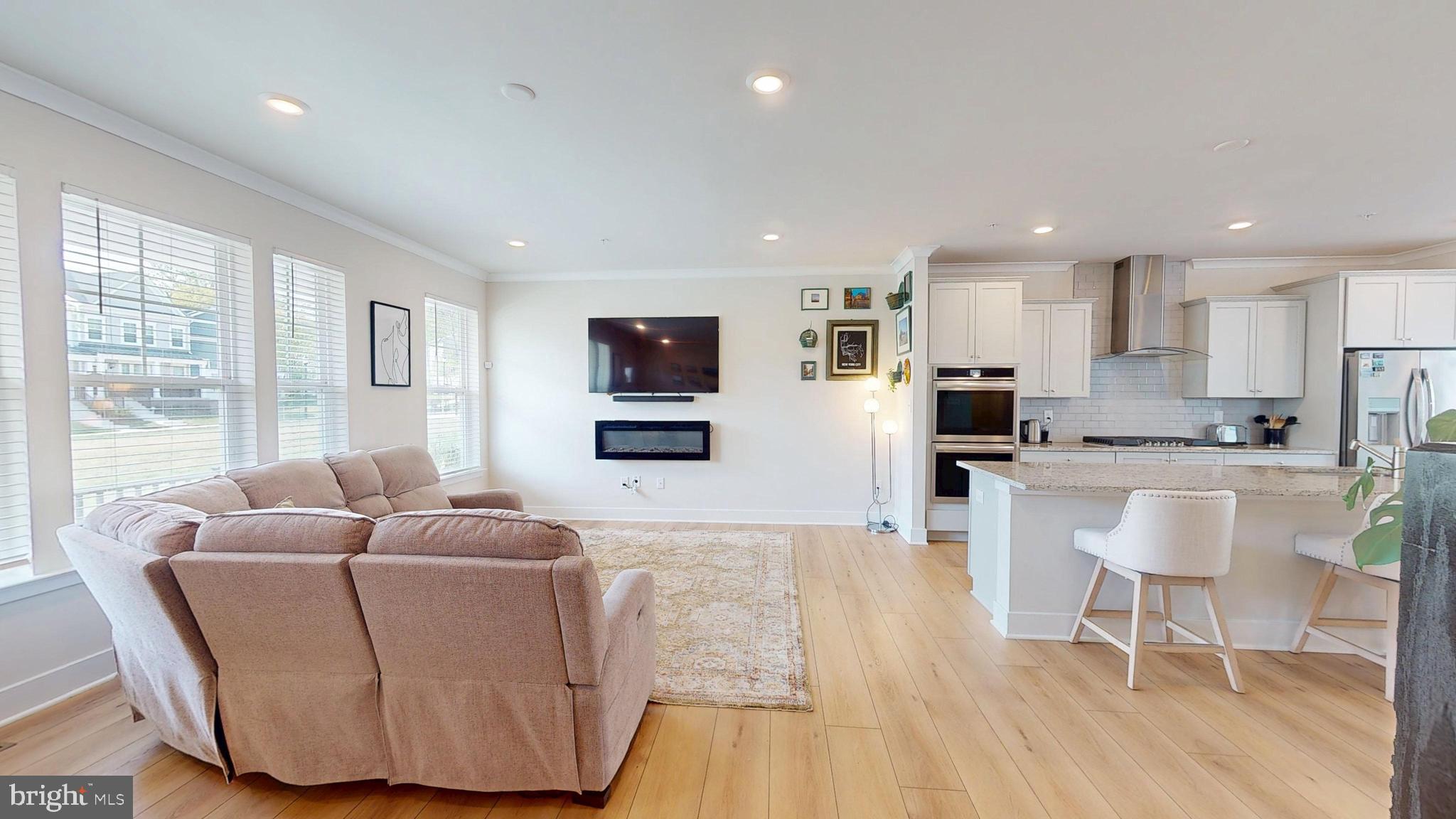 PARKSIDE PRESERVE - Residential