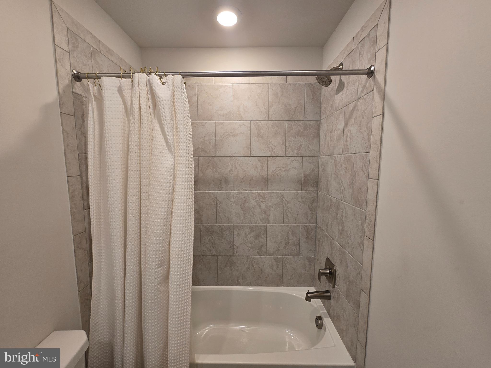 PARKSIDE PRESERVE - Residential