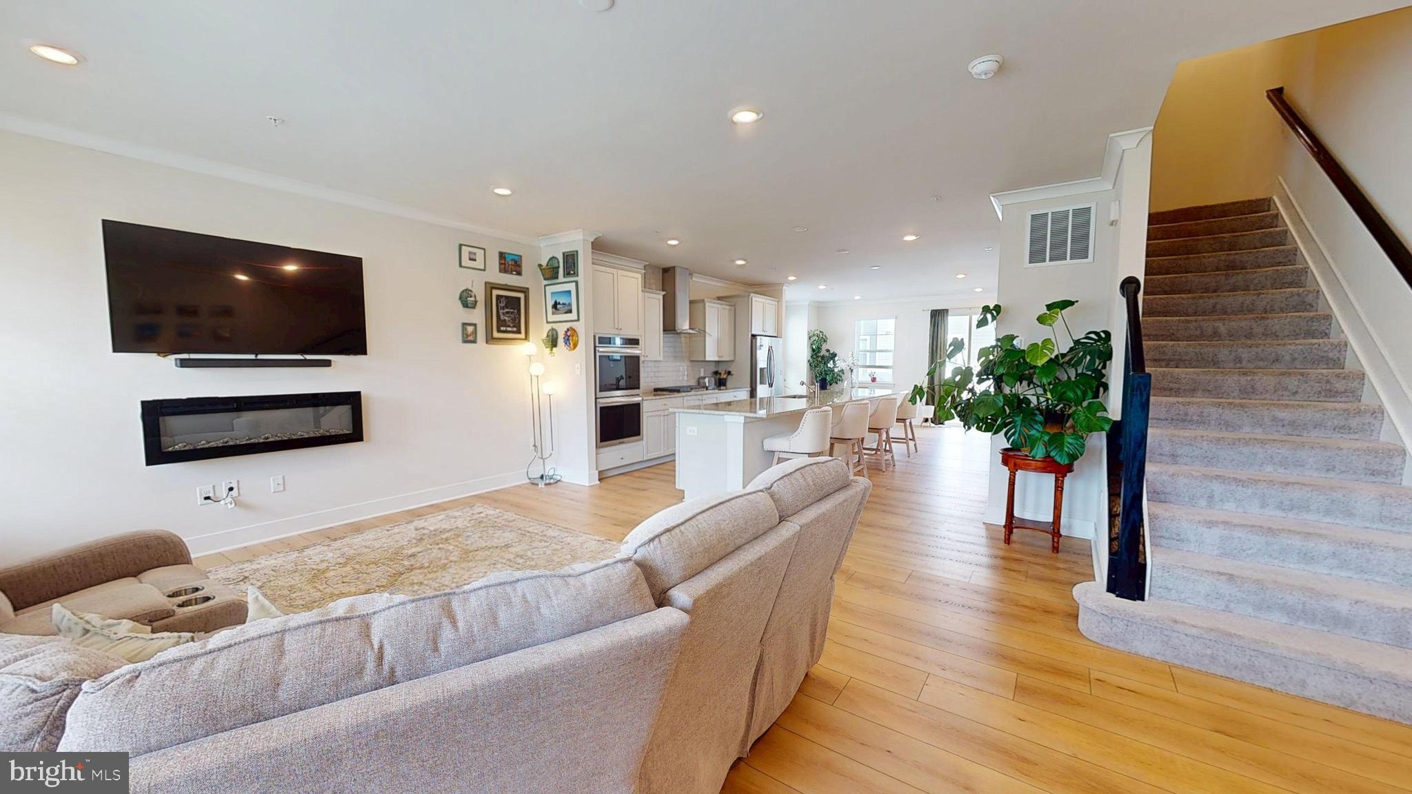 PARKSIDE PRESERVE - Residential