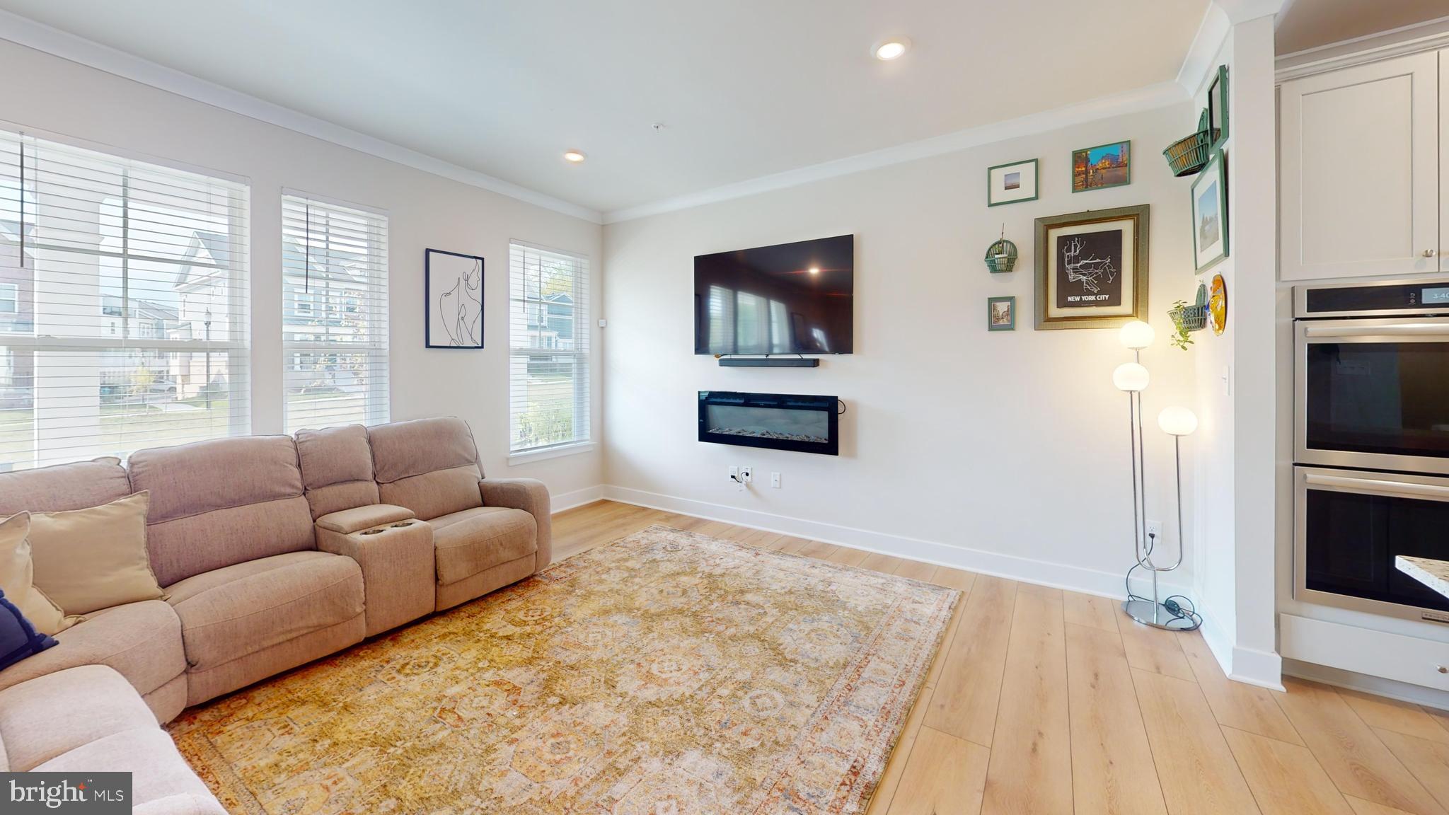 PARKSIDE PRESERVE - Residential