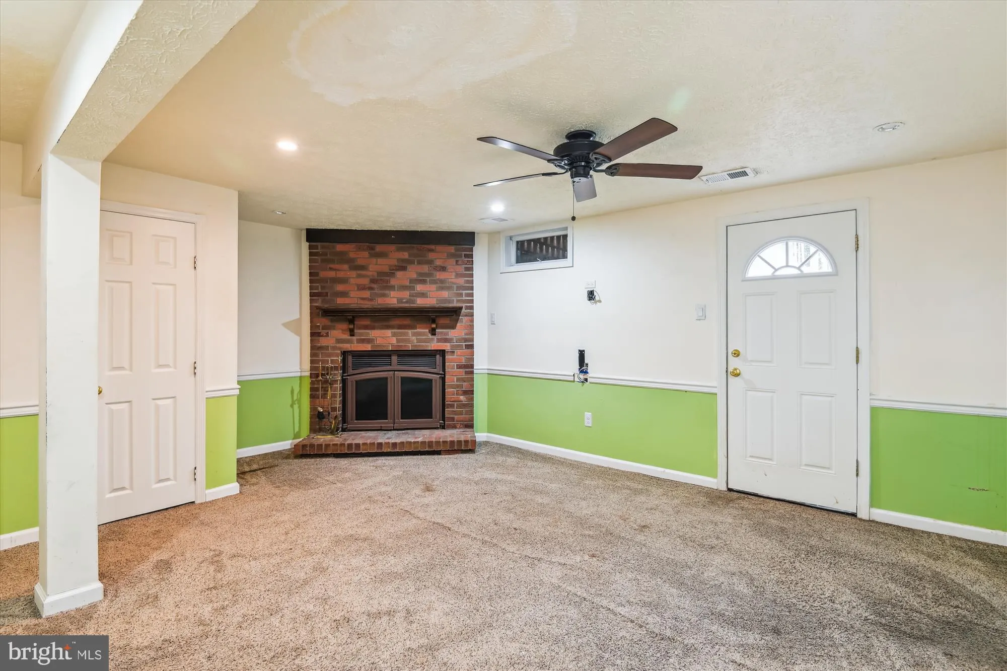 Pasadena, Maryland 21122, United States, 3 Bedrooms Bedrooms, ,3 BathroomsBathrooms,Residential,Active,107361