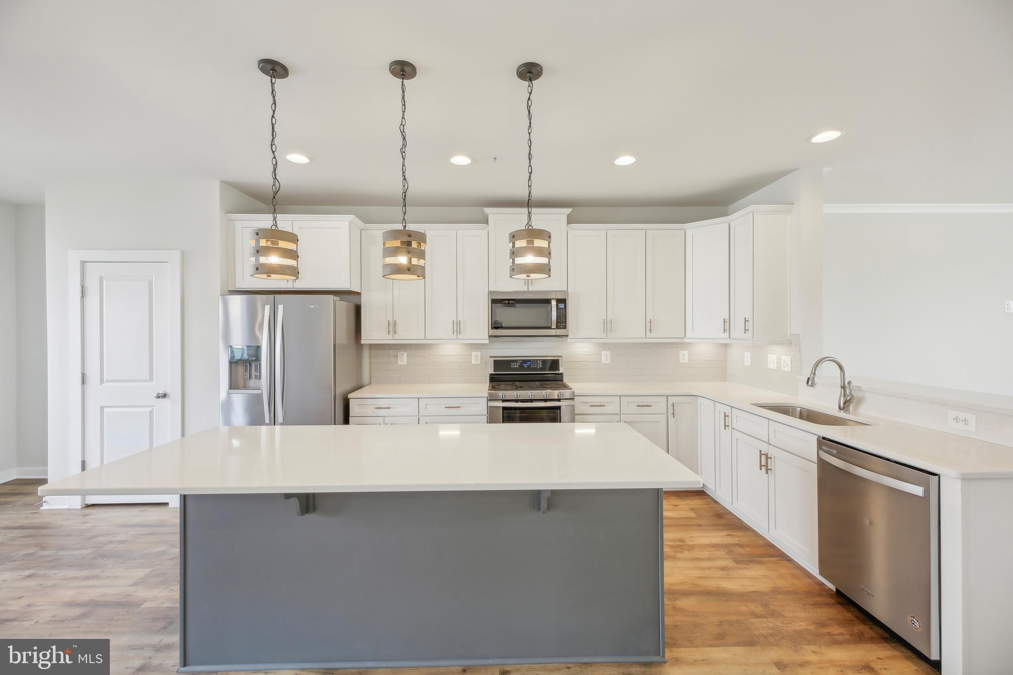 TUSCARORA CREEK - Residential