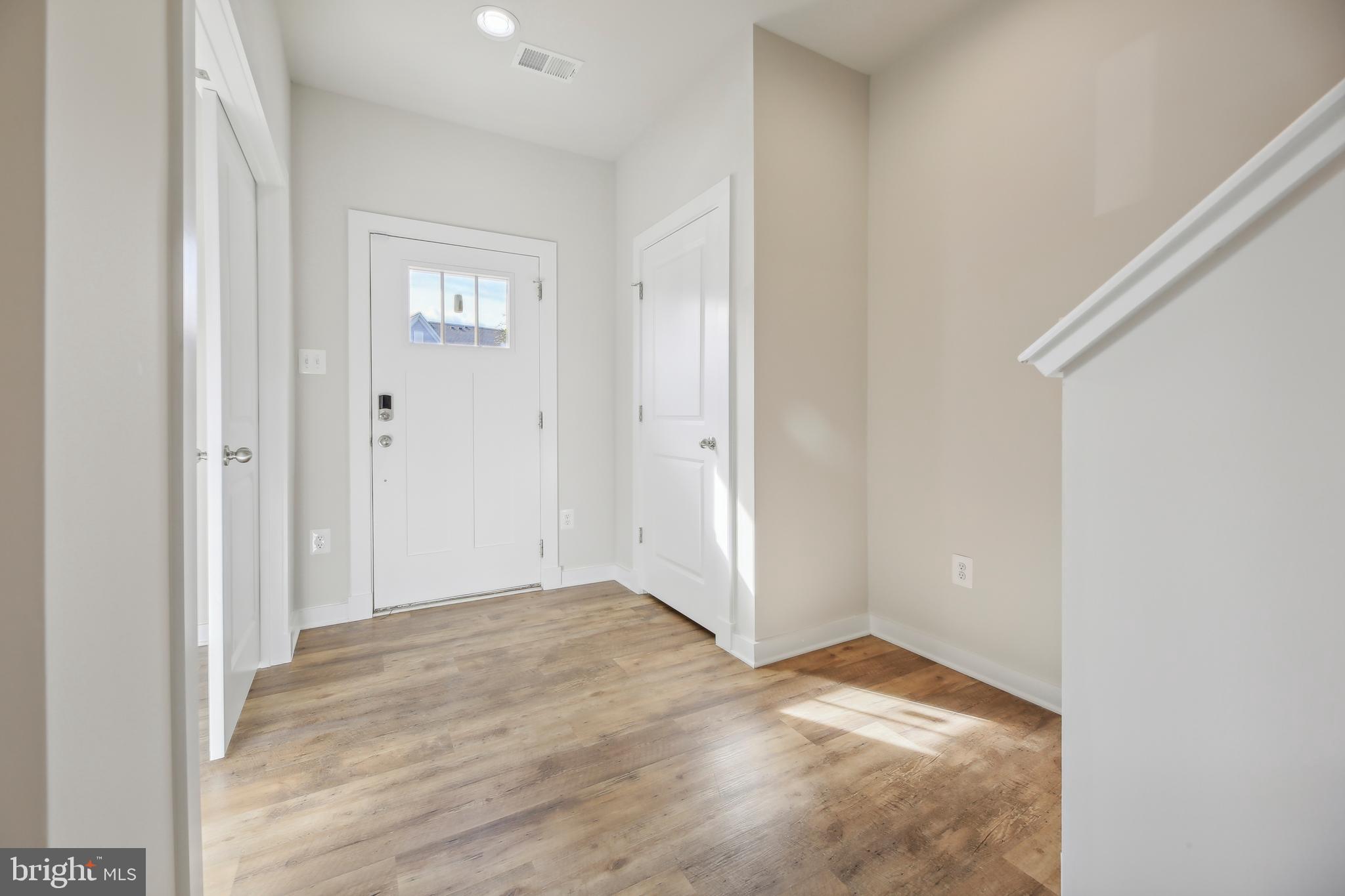 TUSCARORA CREEK - Residential