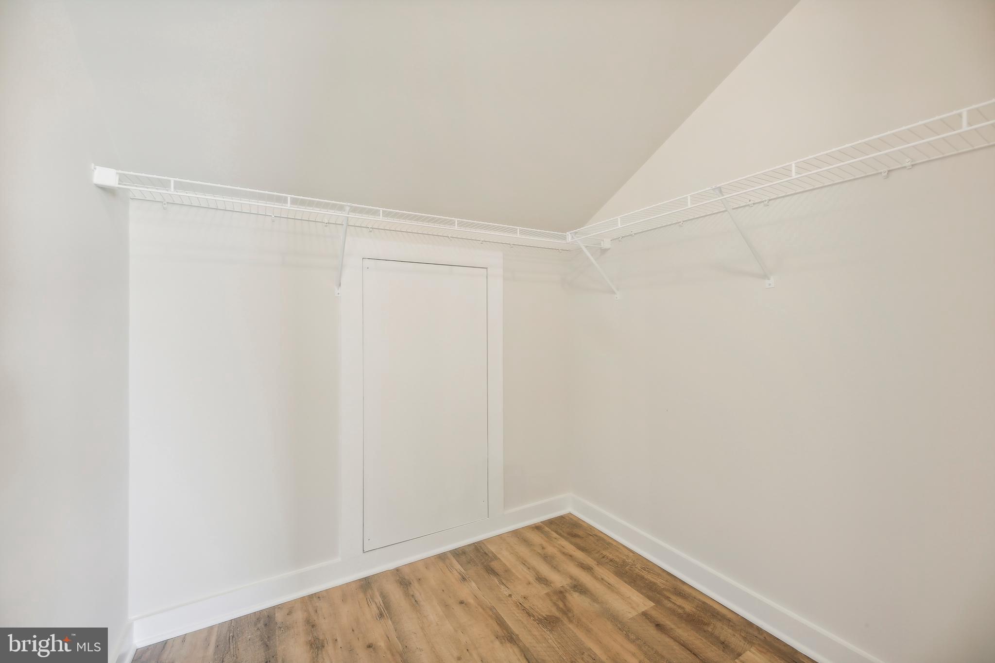 TUSCARORA CREEK - Residential