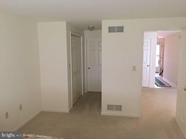 STONEGATE VILLAGE - Residential