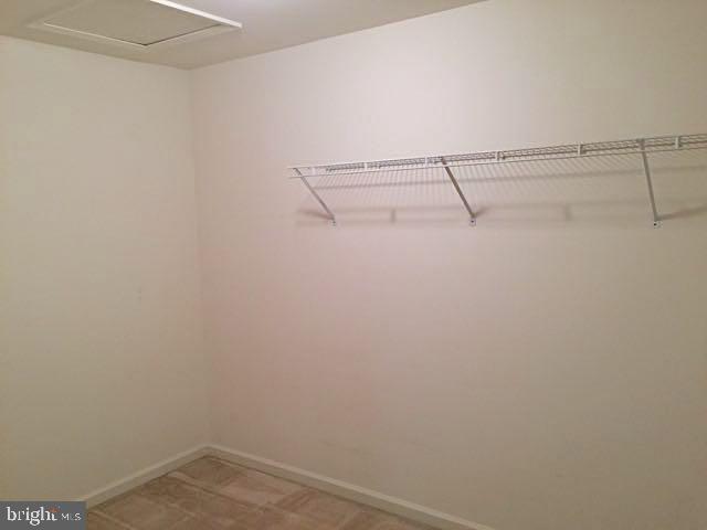 STONEGATE VILLAGE - Residential