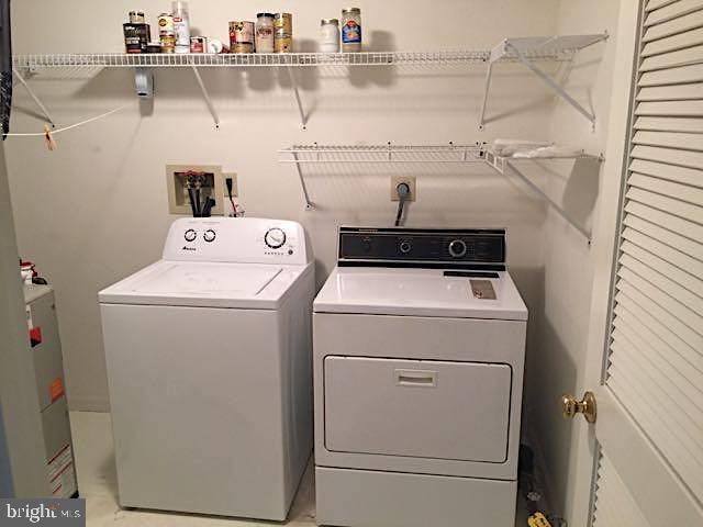 STONEGATE VILLAGE - Residential